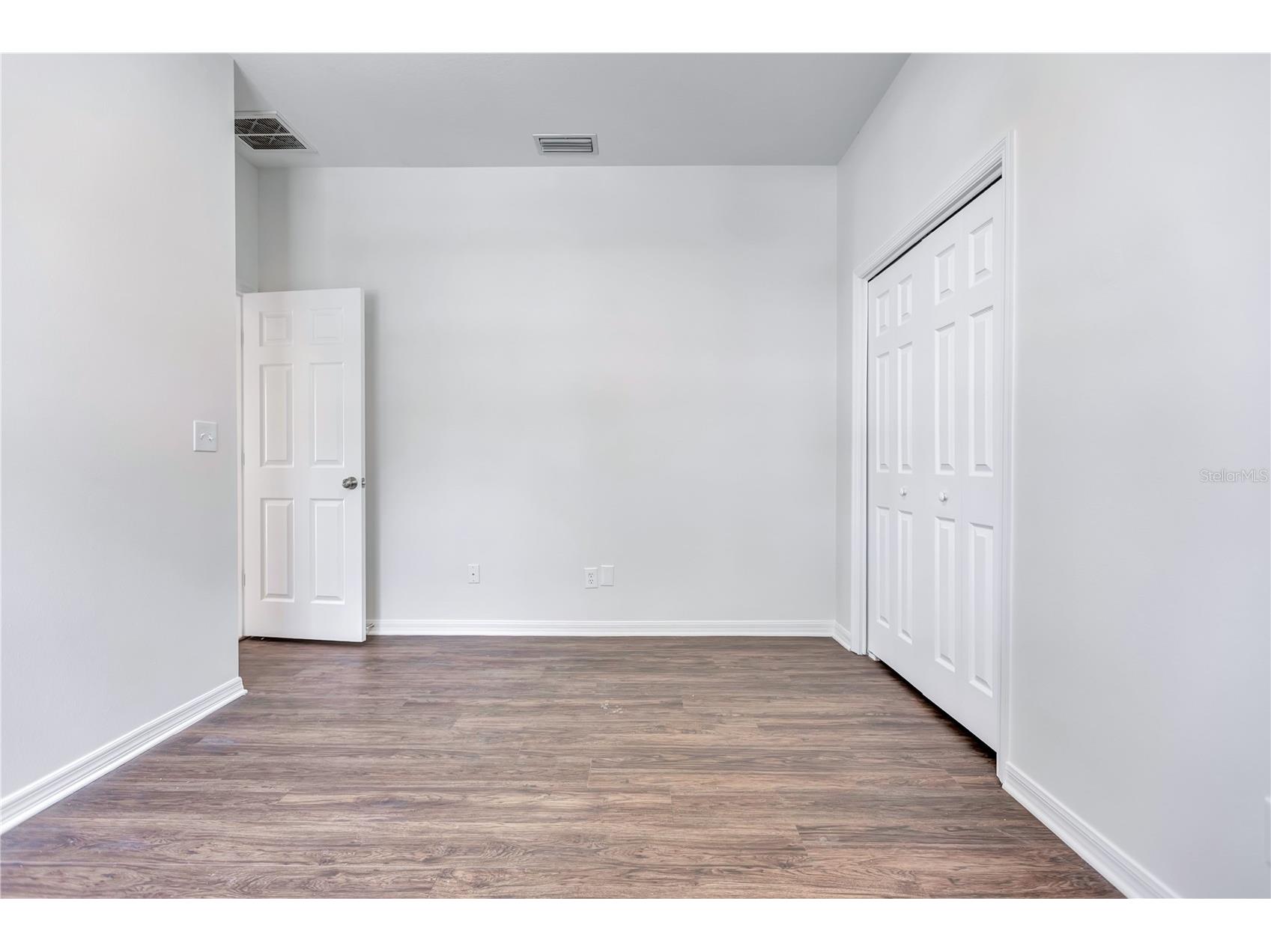 1225 Barclay Wood Drive Ruskin FL 33570 O6425091 image14