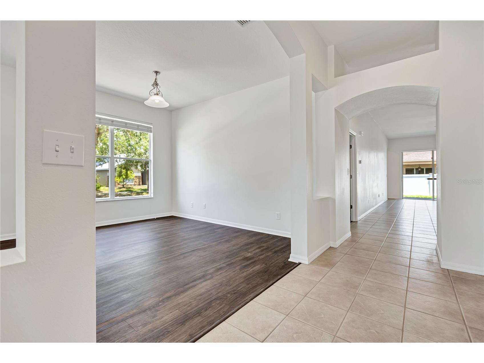 1225 Barclay Wood Drive Ruskin FL 33570 O6425091 image2