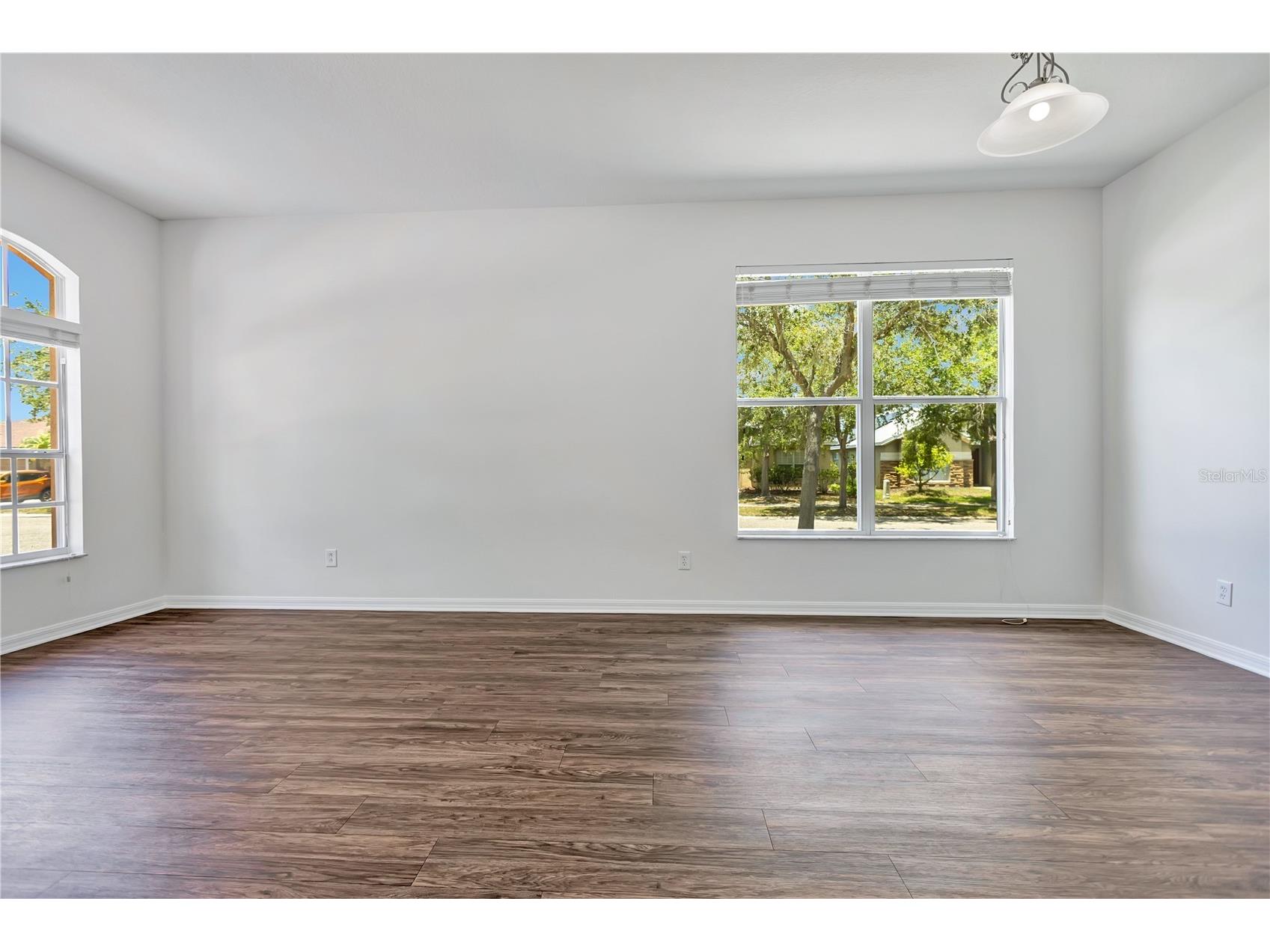 1225 Barclay Wood Drive Ruskin FL 33570 O6425091 image3