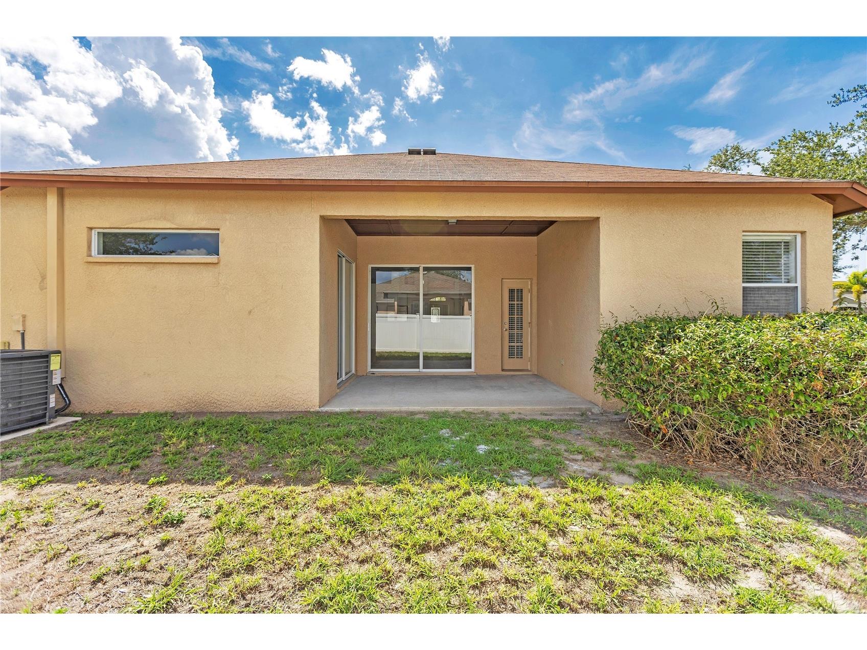 1225 Barclay Wood Drive Ruskin FL 33570 O6425091 image30