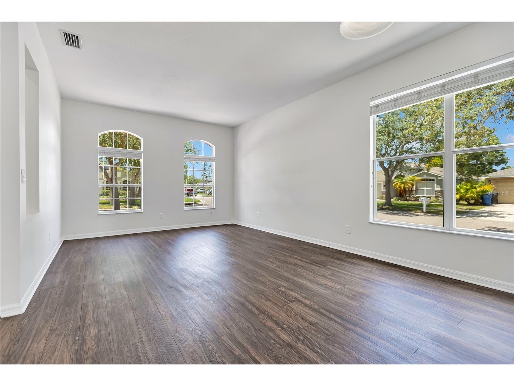 1225 Barclay Wood Drive Ruskin FL 33570 O6425091 image5