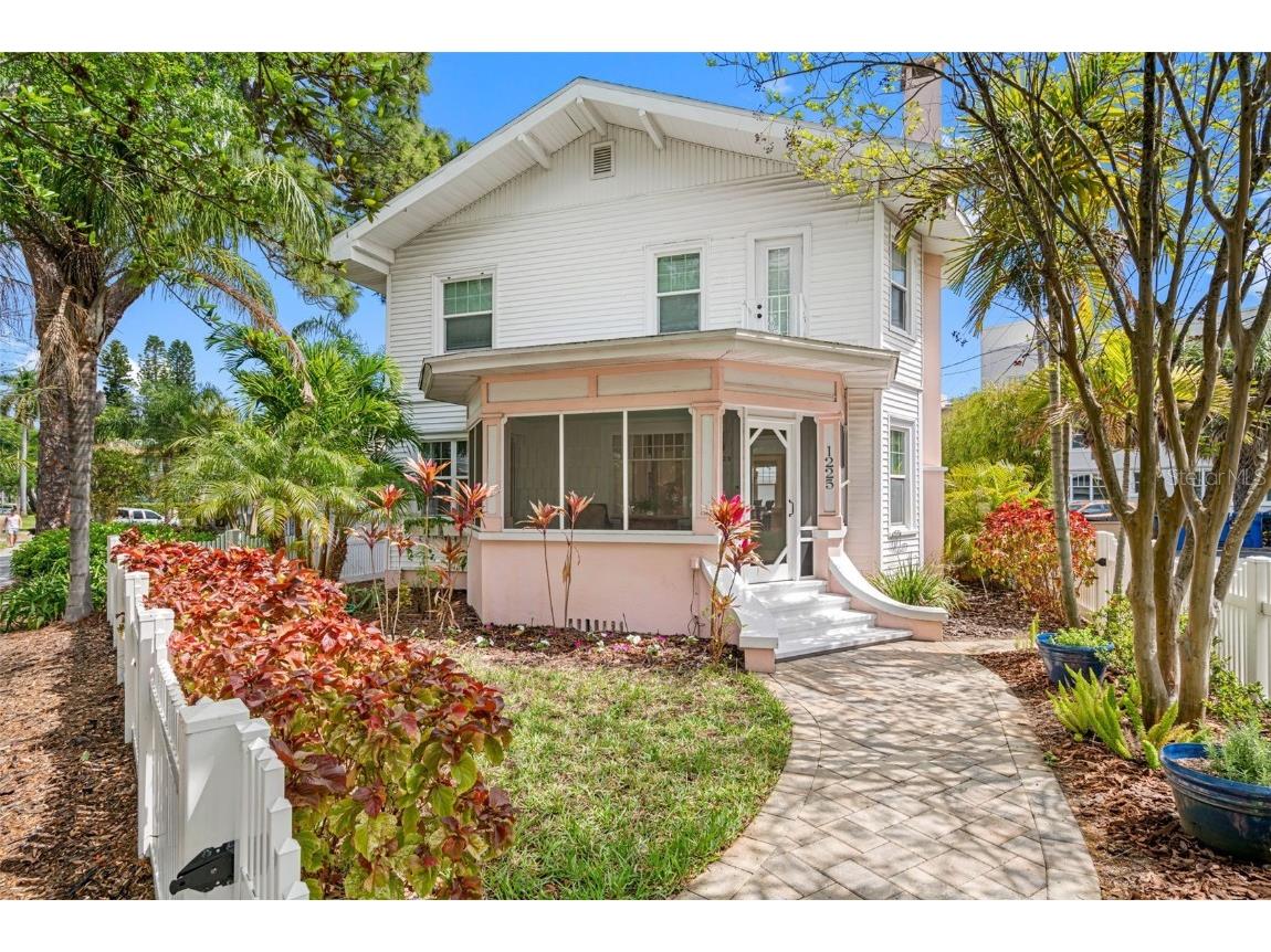 1225 Beach Drive NE Saint Petersburg FL 33701 T3512303 image1