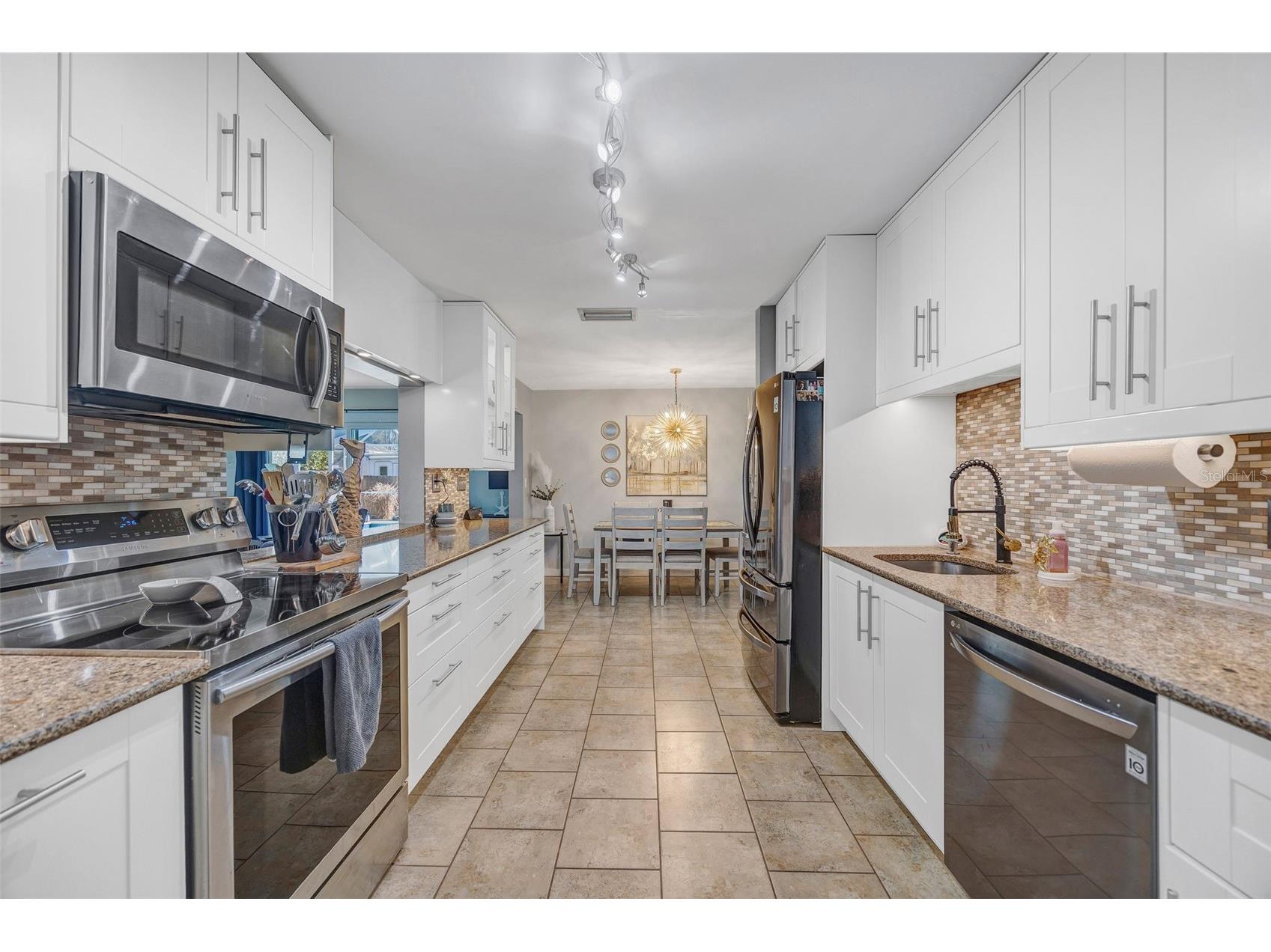 1225 NE 2nd Street Crystal River FL 34429 TB8474621 image16