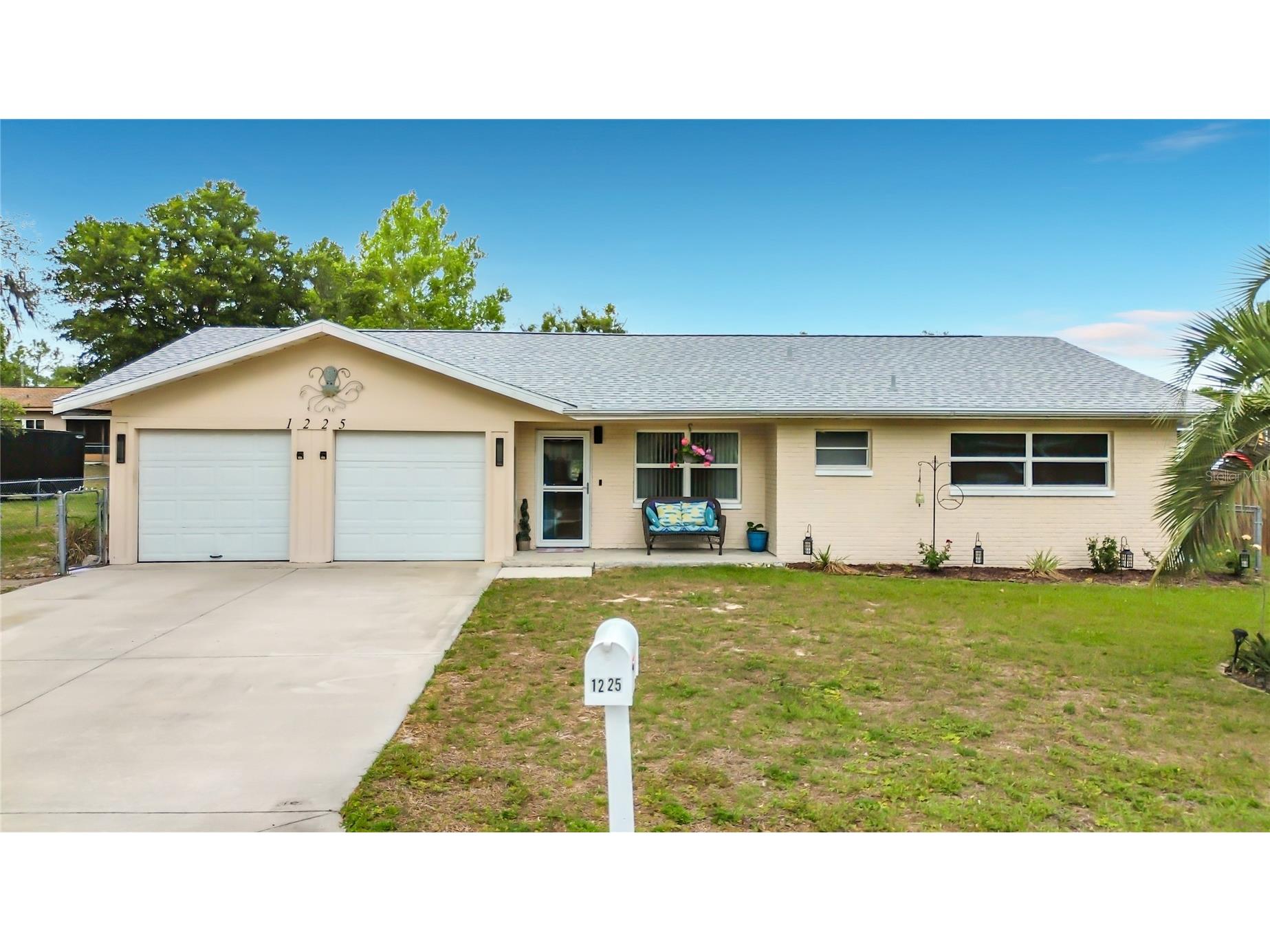 1225 NE 2nd Street Crystal River FL 34429 W7885259 image1