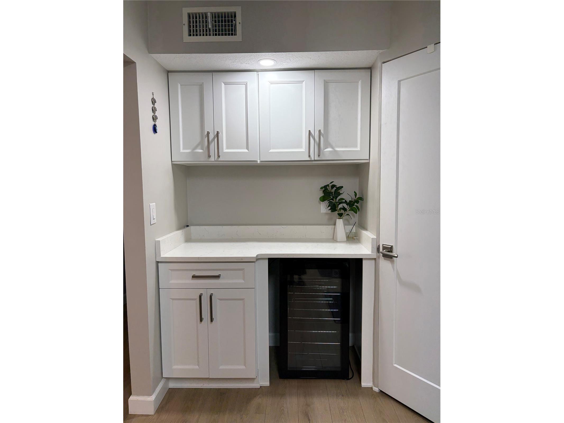 1225 Pine Ridge Circle W #C1 Tarpon Springs FL 34688 TB8498958 image7