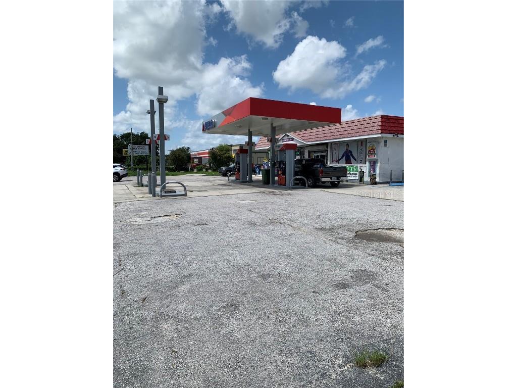 1225 S 78th Street Tampa FL 33619 TB8364312 image1