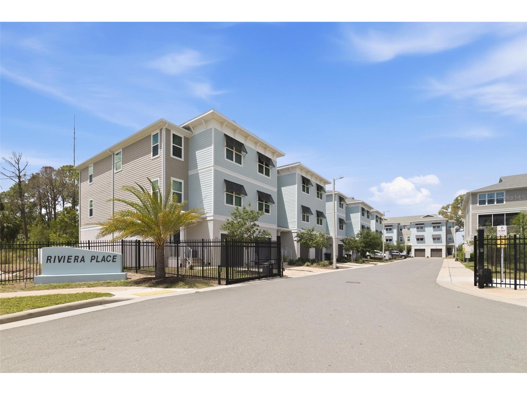 1225 Savona Drive NE Saint Petersburg FL 33702 TB8492787 image1
