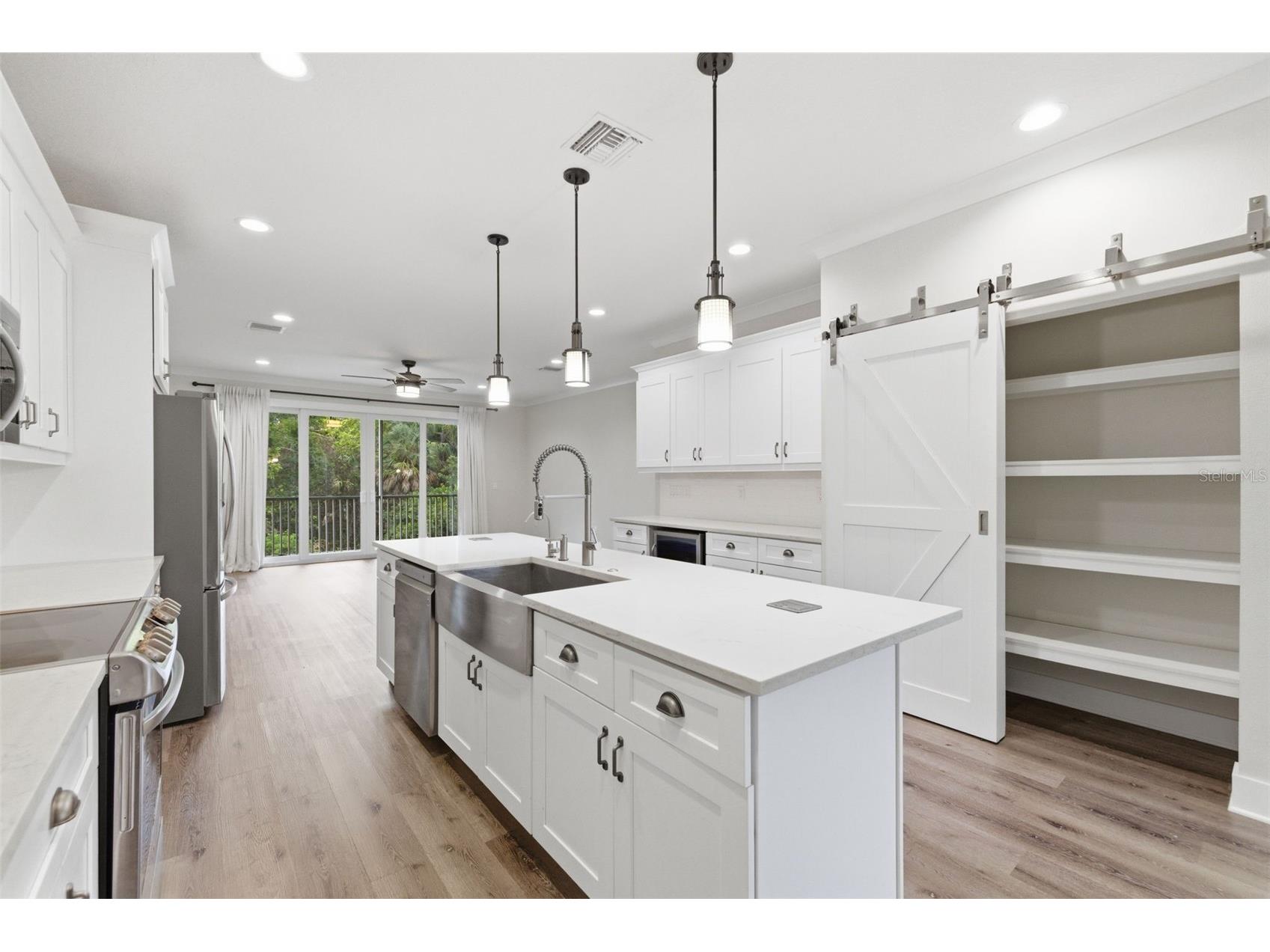 1225 Savona Drive NE Saint Petersburg FL 33702 TB8492787 image20