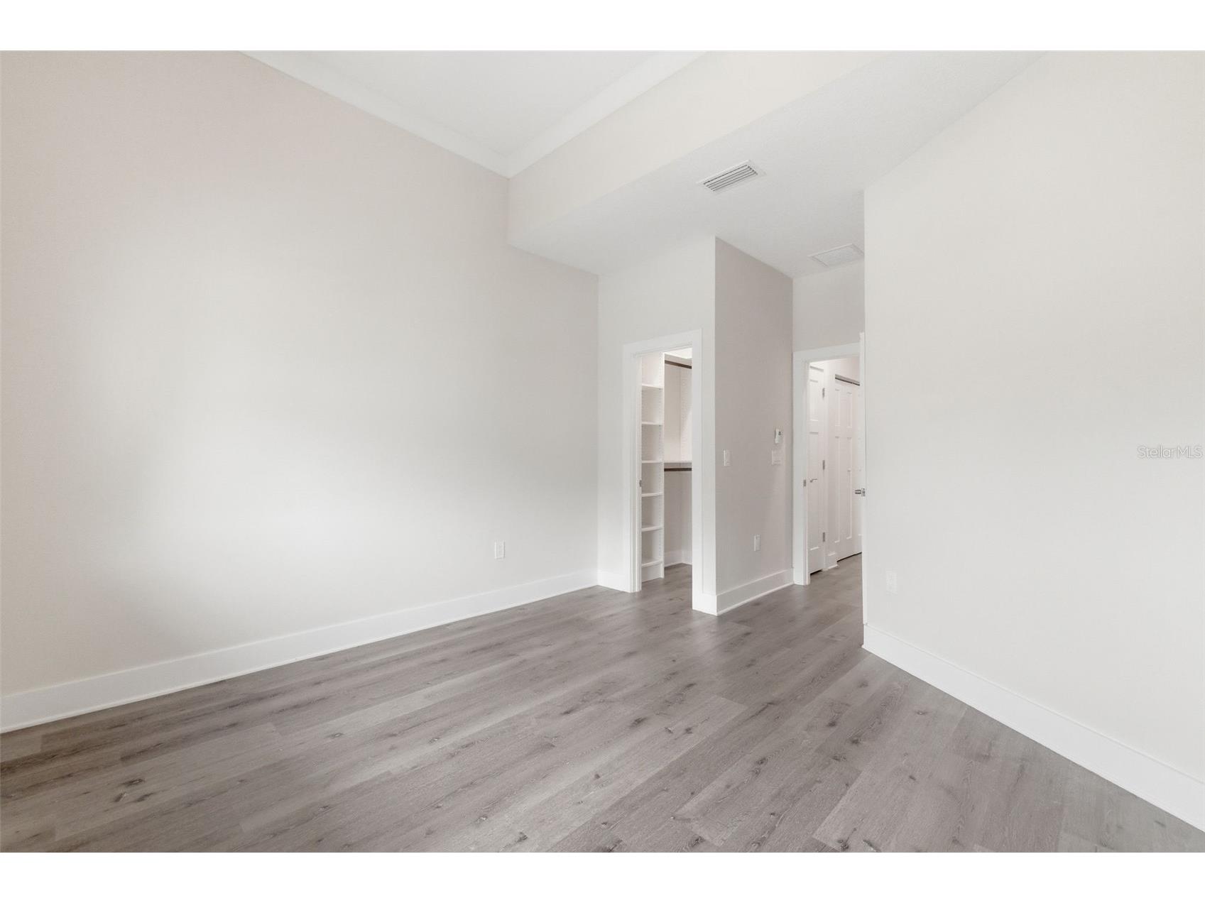 1225 Savona Drive NE Saint Petersburg FL 33702 TB8492787 image33