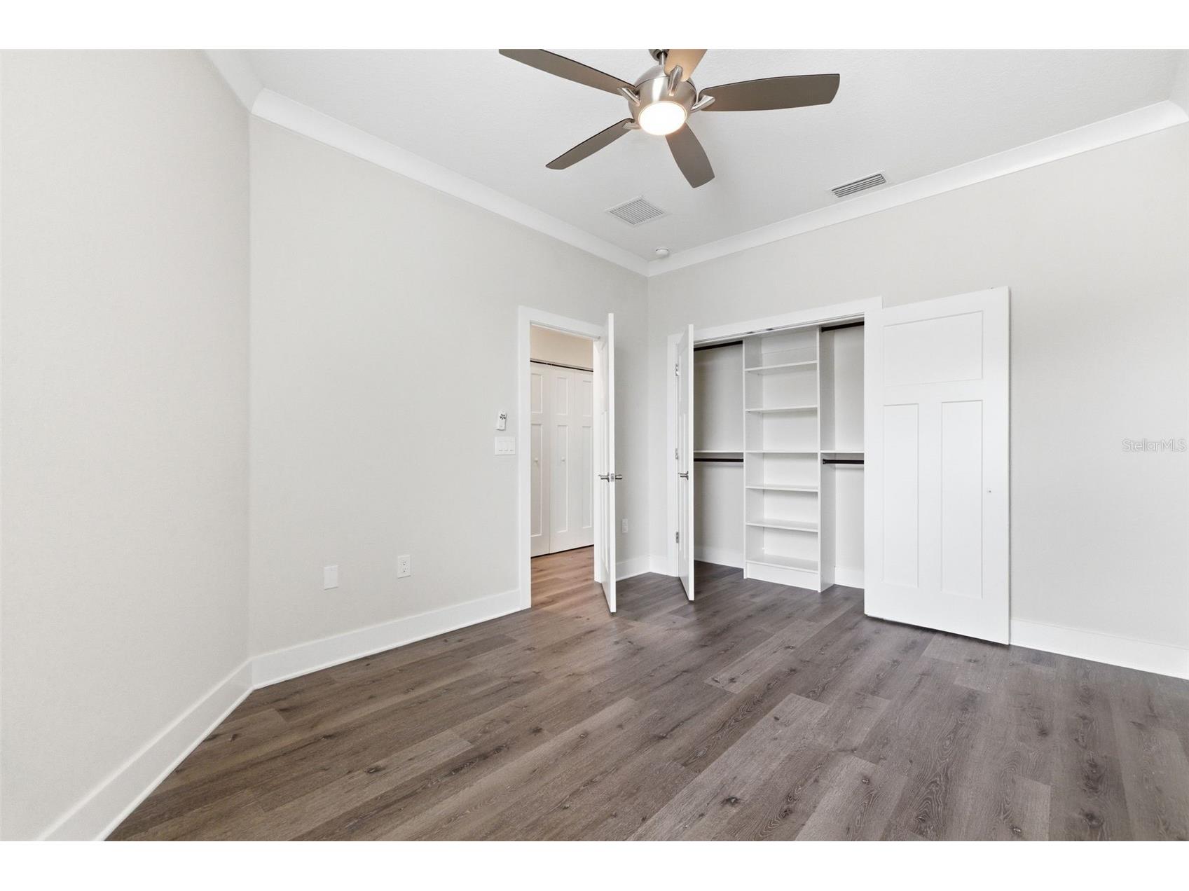 1225 Savona Drive NE Saint Petersburg FL 33702 TB8492787 image37