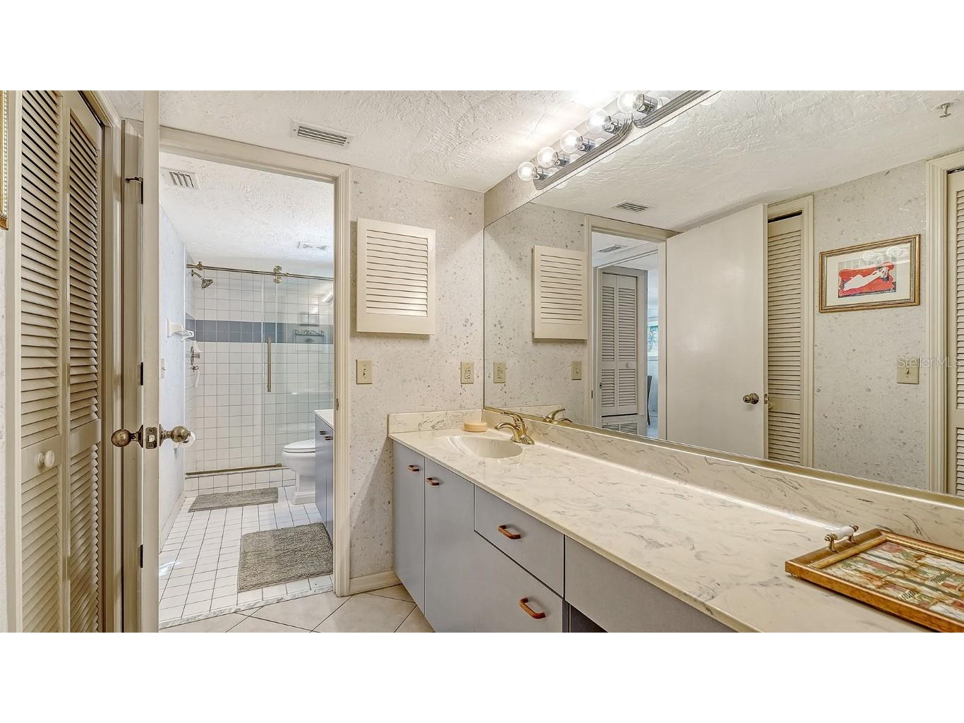 1225 Siesta Bayside Drive #1225B Sarasota FL 34242 - INTERCOASTAL / GULF OF MEXICO A4674282 image29