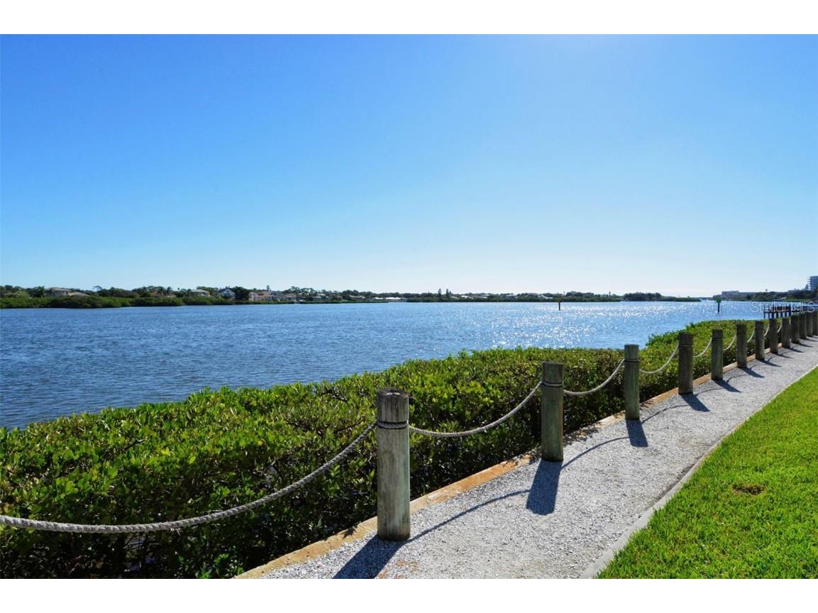 1225 Siesta Bayside Drive #1225B Sarasota FL 34242 - INTERCOASTAL / GULF OF MEXICO A4674282 image51