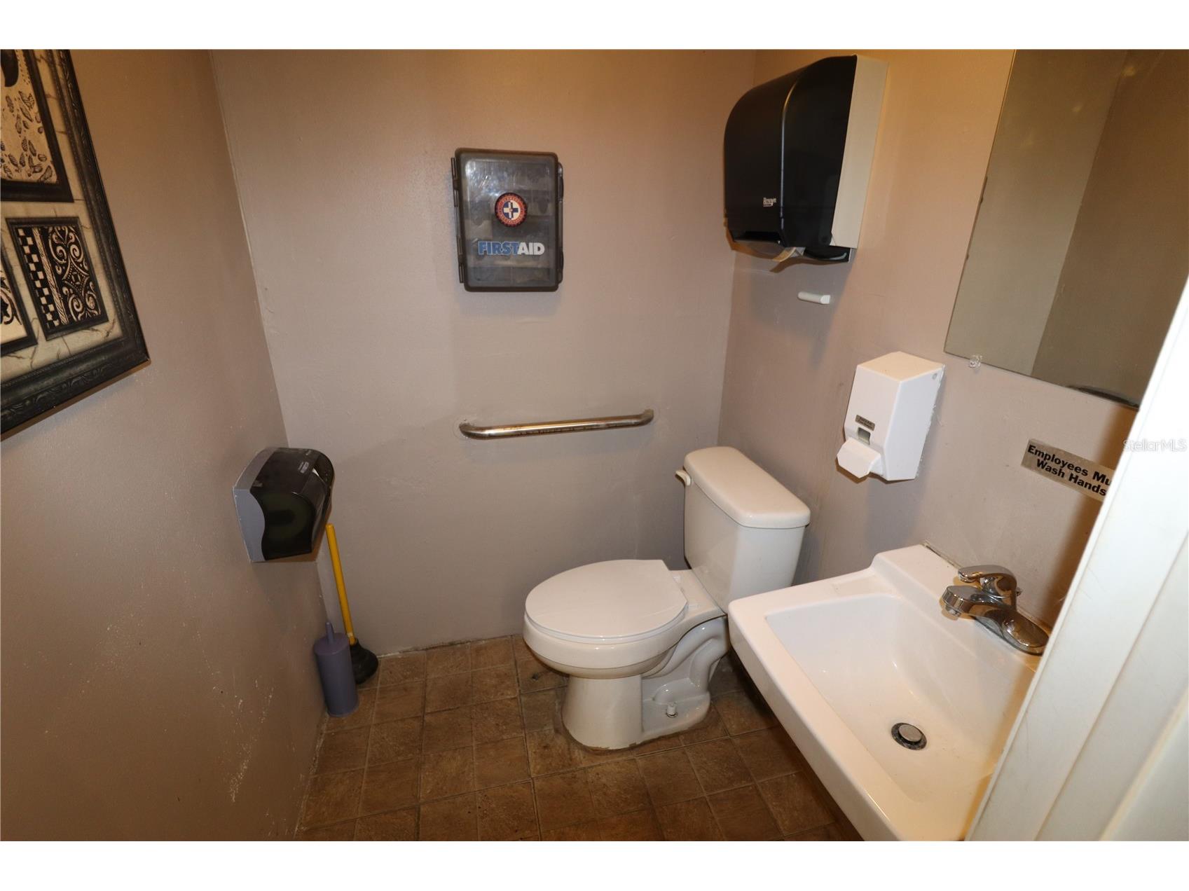 1225 Tamiami Trail #A7 Port Charlotte FL 33953 A4692450 image6