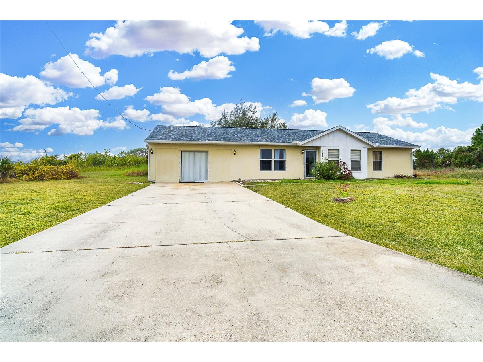 12251 Foresman Boulevard Port Charlotte FL 33981 D6145429 image1