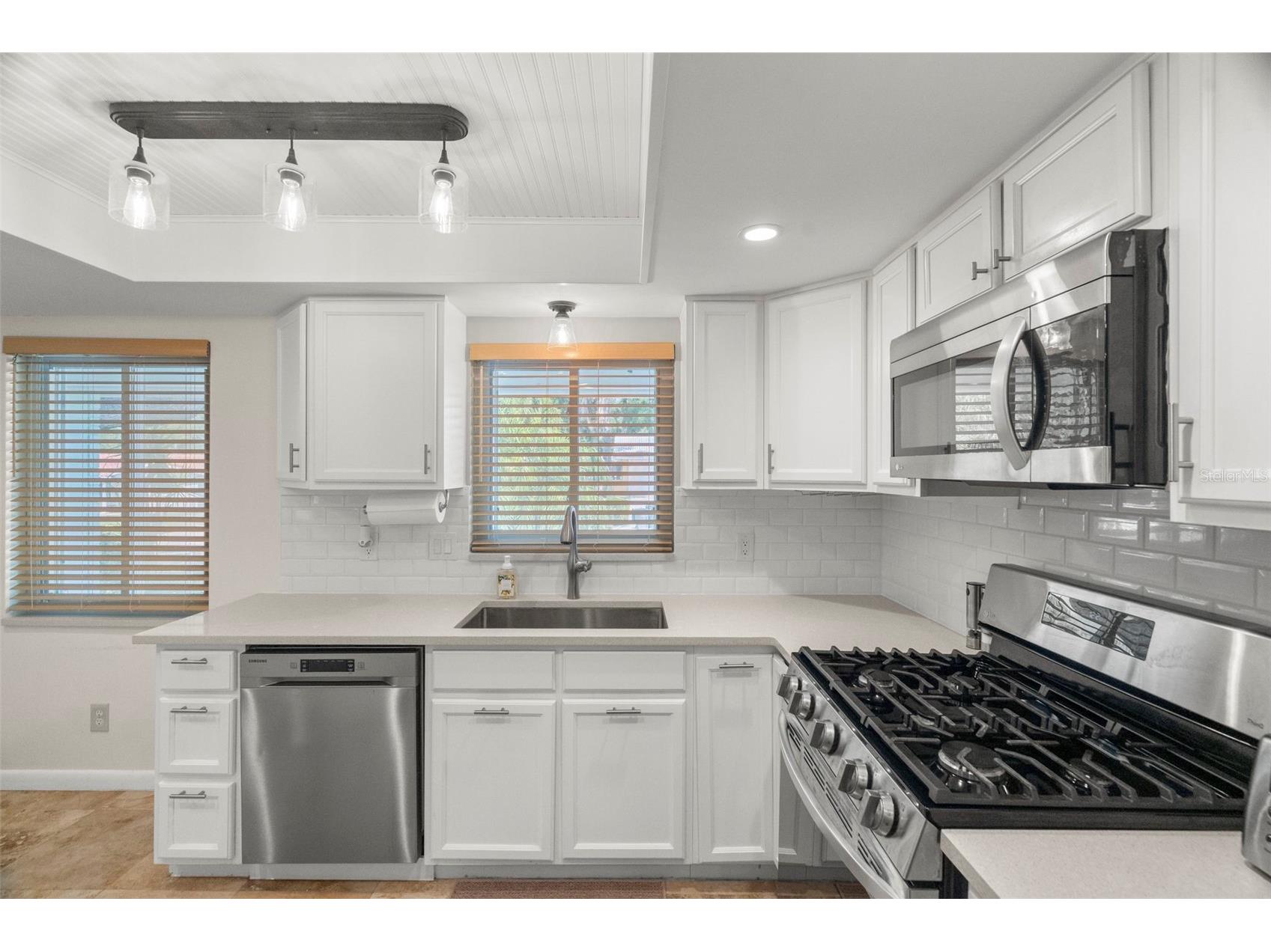 12254 69th Ter Terrace Seminole FL 33772 TB8502623 image18