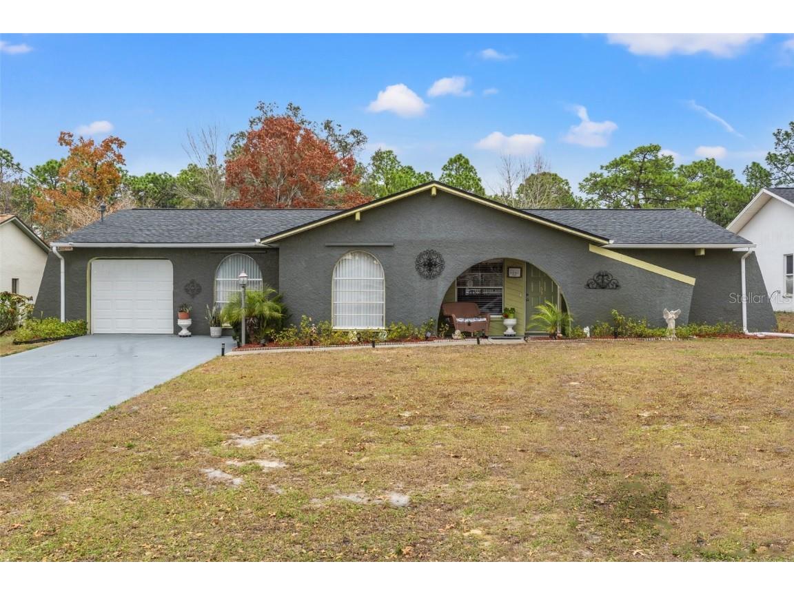 12255 Katherwood Street Spring Hill FL 34608 TB8338242 image1