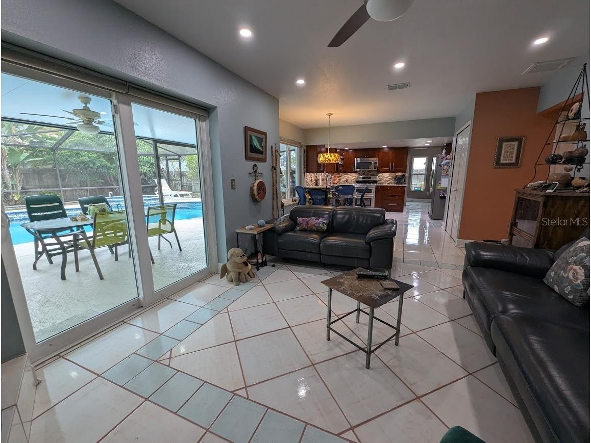 12258 92nd Street Largo FL 33773 TB8496646 image21