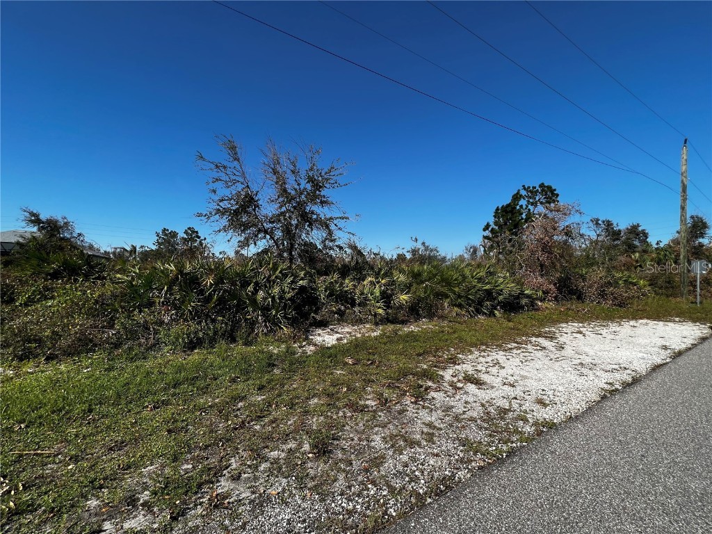 12258 Edwards Road Port Charlotte FL 33981 C7466040 image1