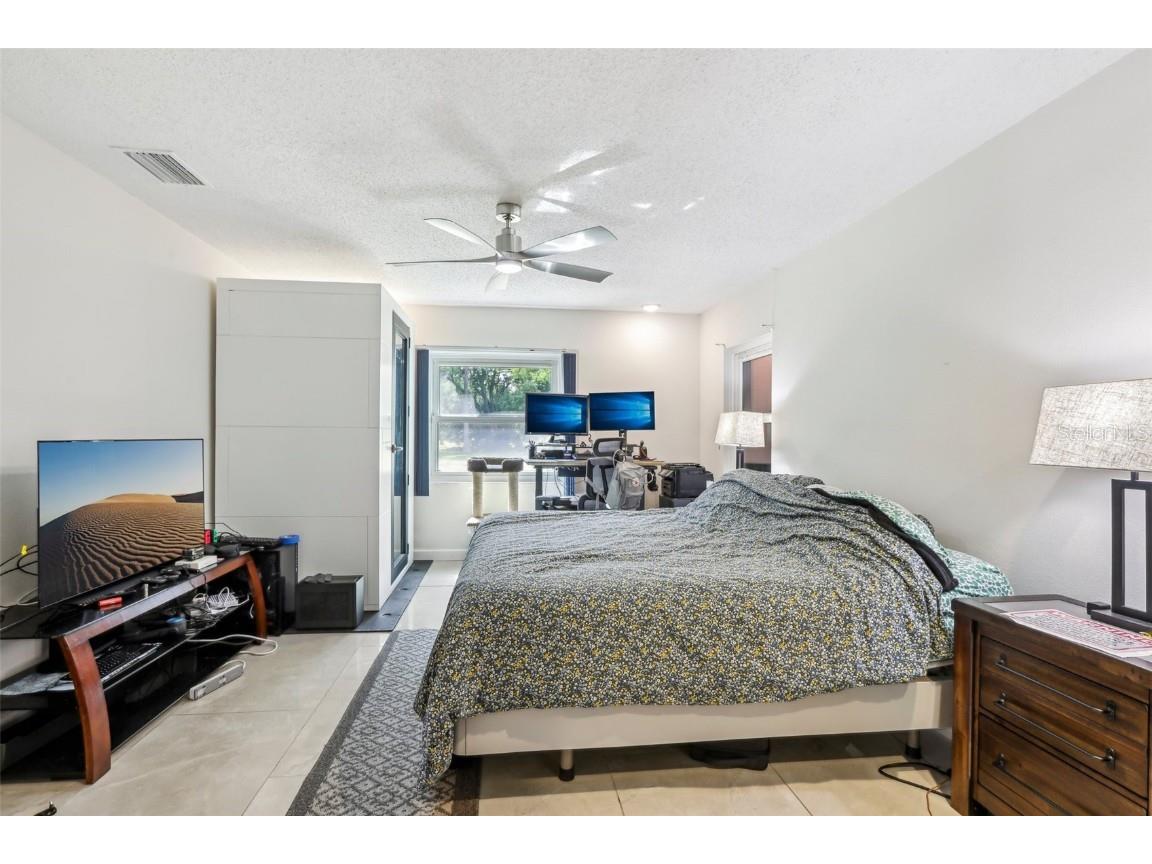 1226 Debuel Road Lutz FL 33549 TB8377307 image18