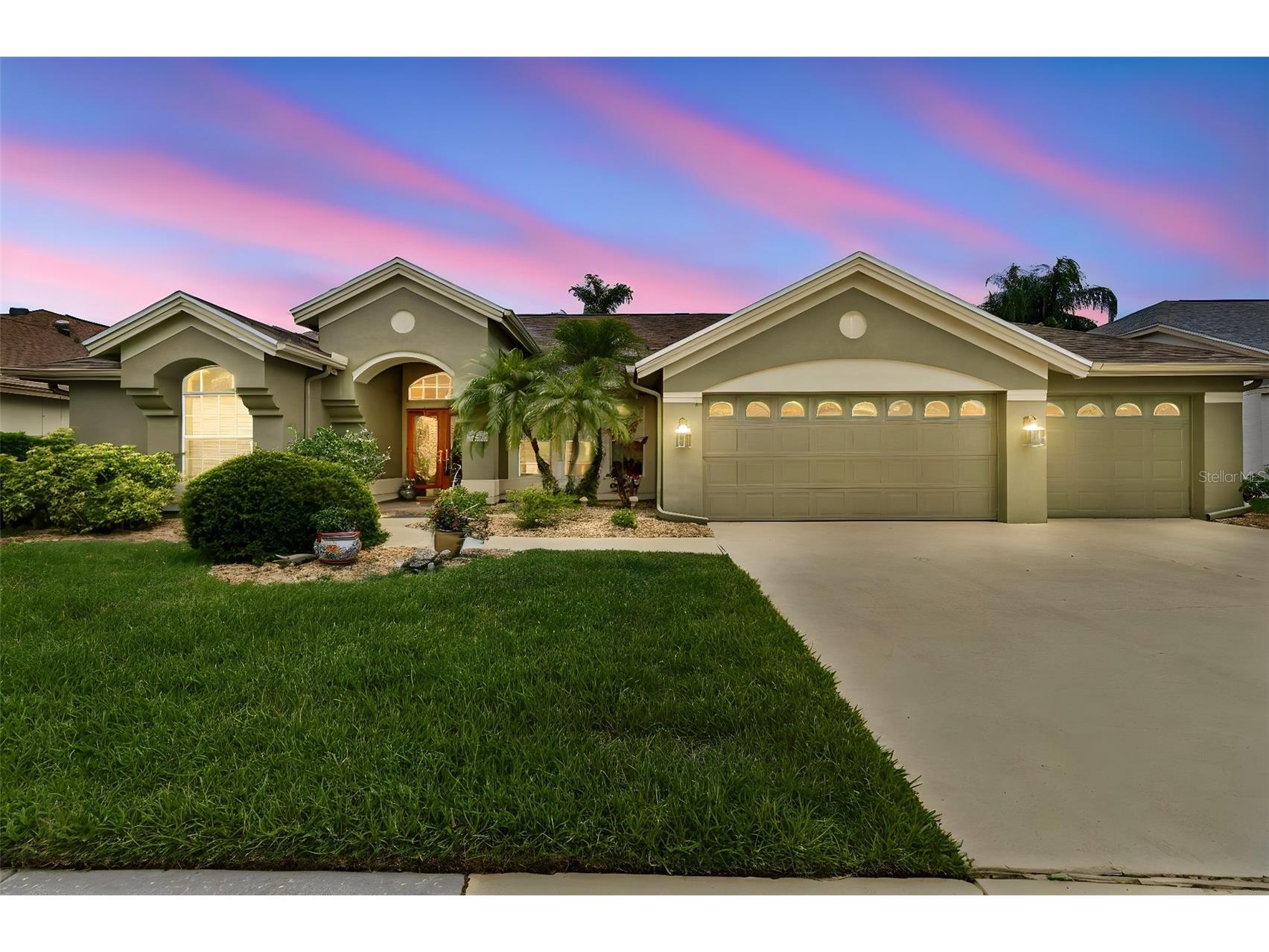 1226 Hoversham Drive New Port Richey FL 34655 W7886353 image1
