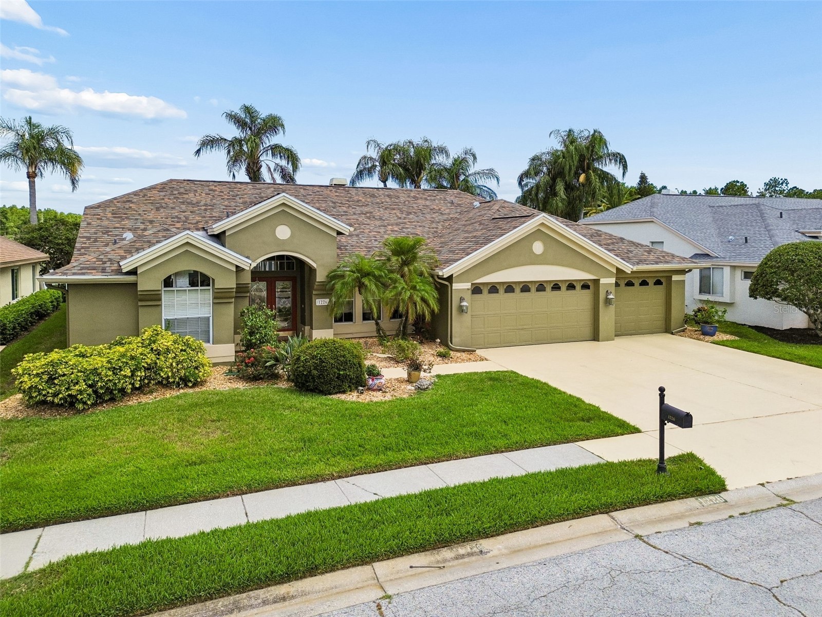 1226 Hoversham Drive New Port Richey FL 34655 W7886353 image2