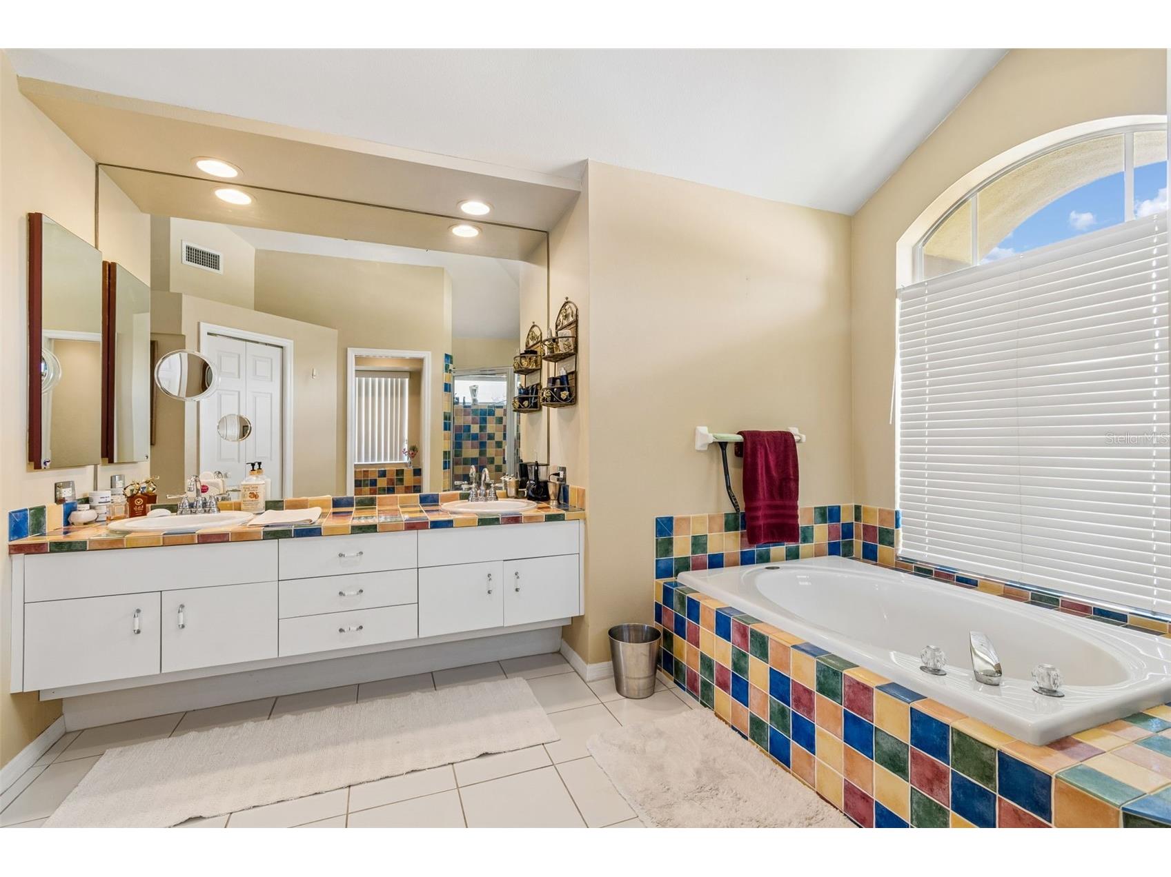 1226 Hoversham Drive New Port Richey FL 34655 W7886353 image25