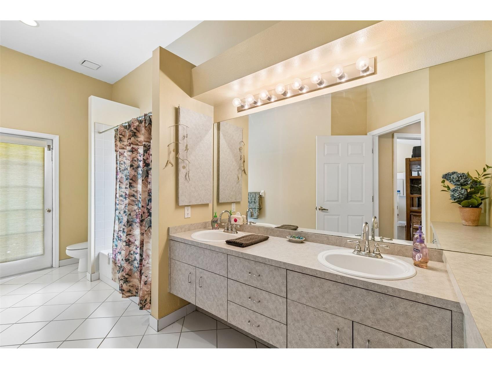 1226 Hoversham Drive New Port Richey FL 34655 W7886353 image46