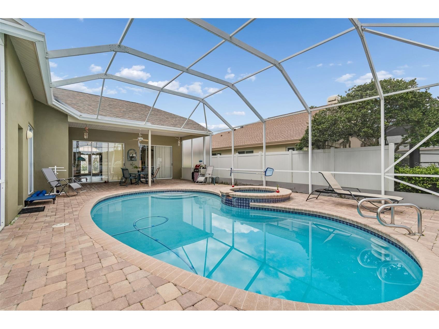 1226 Hoversham Drive New Port Richey FL 34655 W7886353 image6