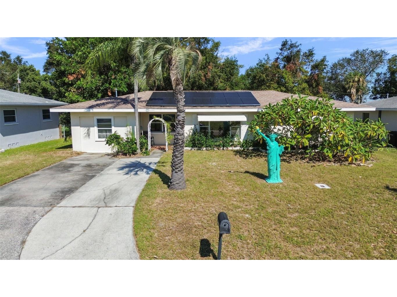1226 Magnolia Drive Clearwater FL 33756 TB8314724 image1