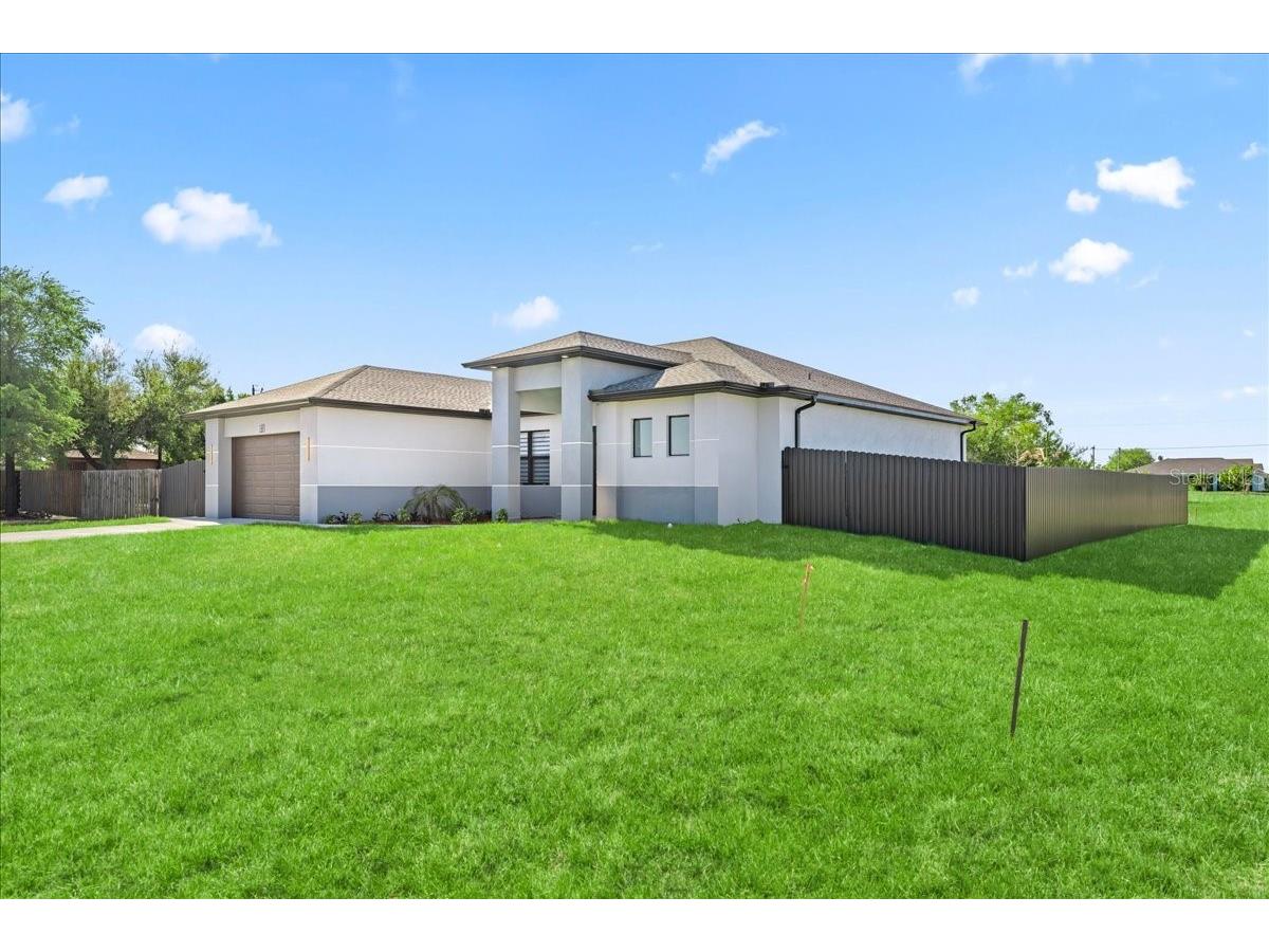 1226 NE 5th Place Cape Coral FL 33909 A4695189 image4
