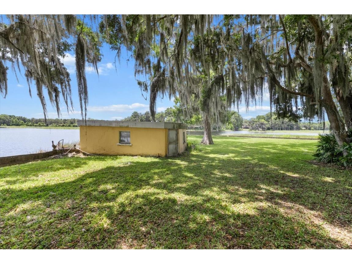 1226 S Telephone Point Road Inverness FL 34450 - BIG LAKE HENDERSON TB8390213 image15