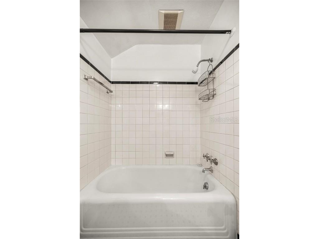 1226 SE 9th Avenue Ocala FL 34471 OM715825 image38