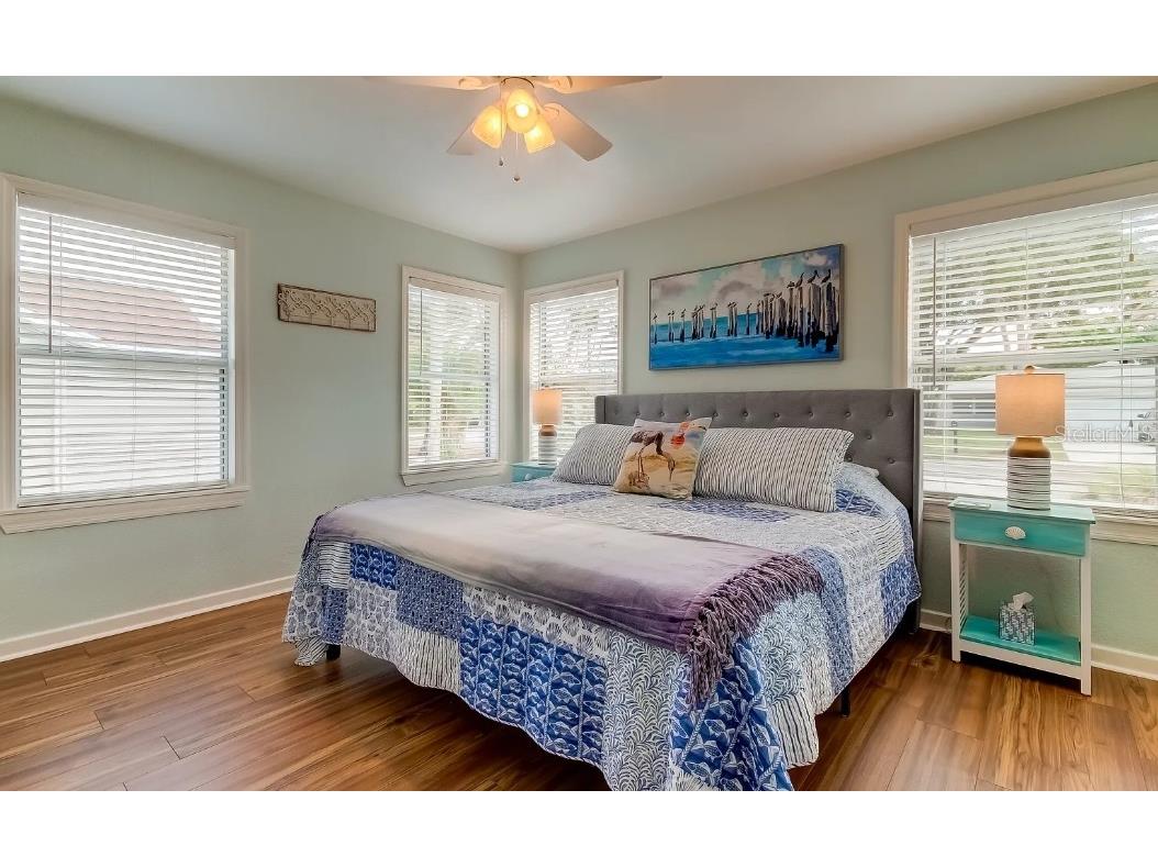 1226 Sedeeva Circle S Clearwater FL 33755 TB8516547 image10