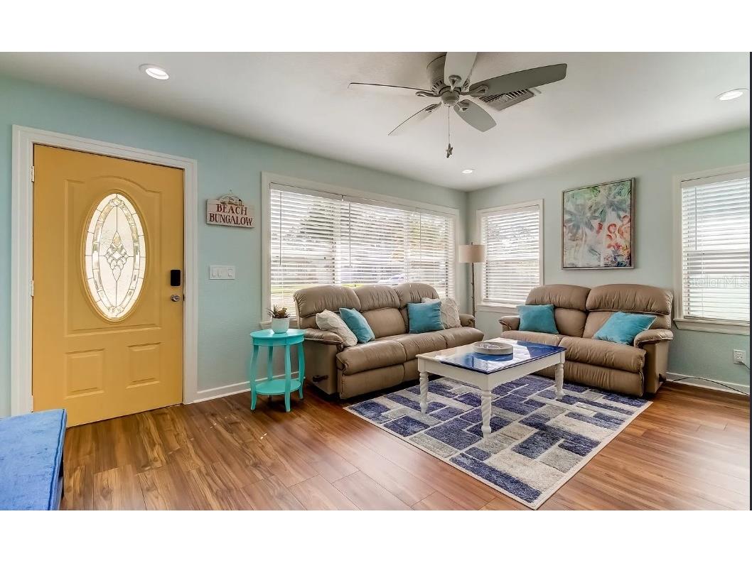 1226 Sedeeva Circle S Clearwater FL 33755 TB8516547 image5