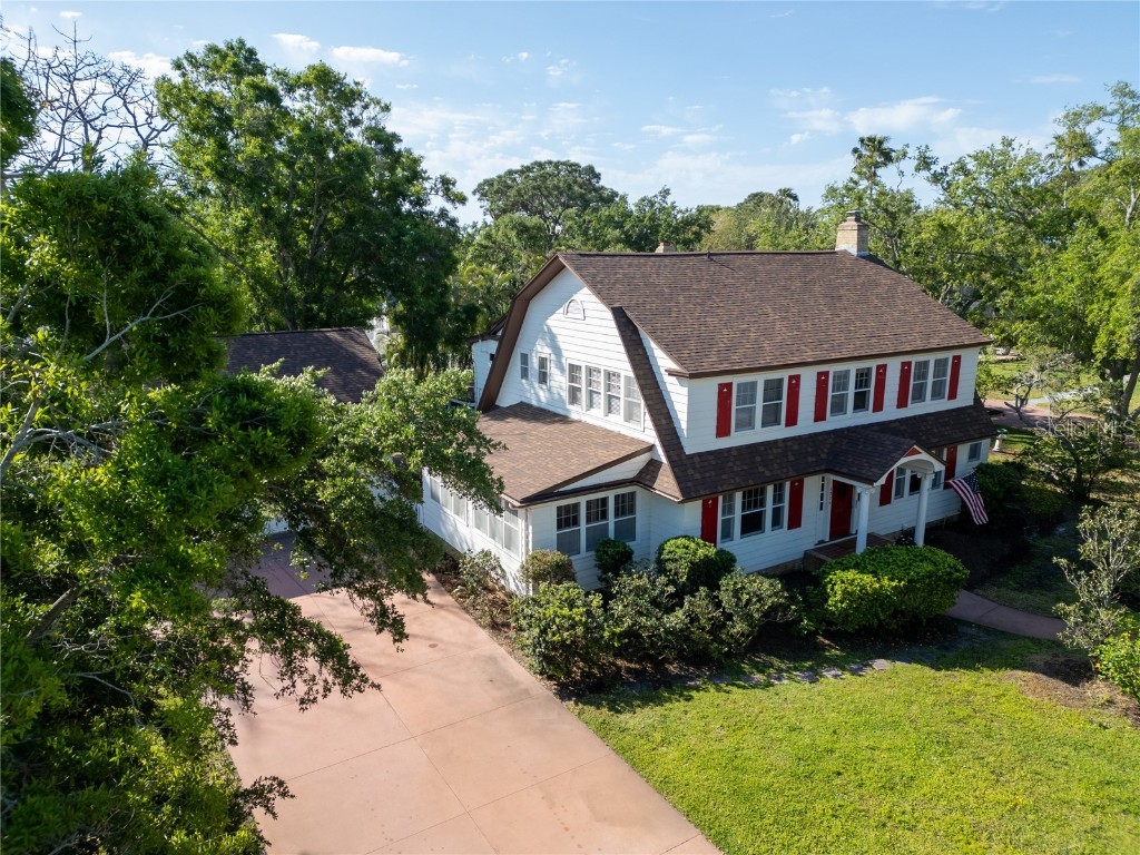 1226 Serpentine Drive S Saint Petersburg FL 33705 TB8441721 image1