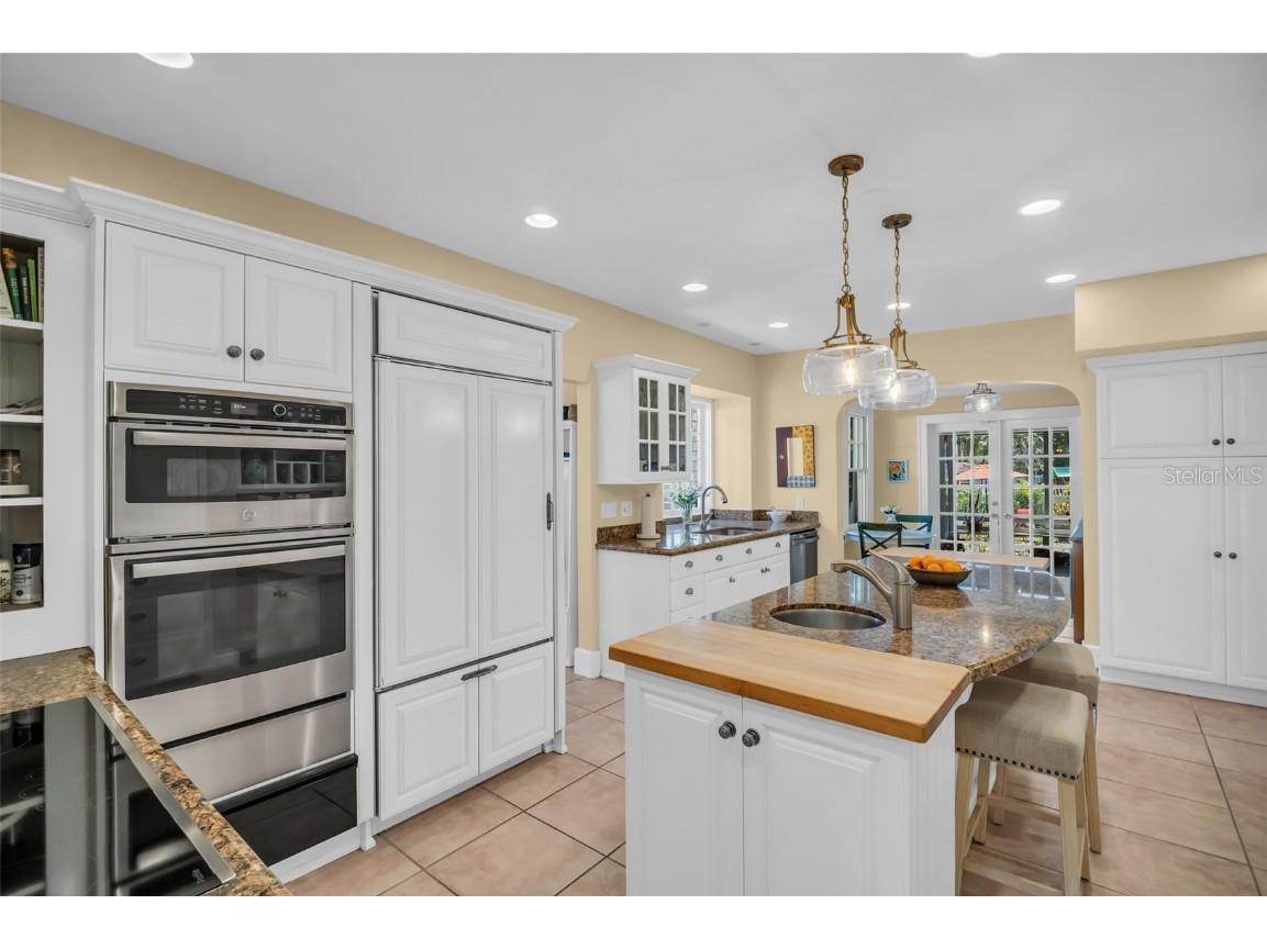 1226 Serpentine Drive S Saint Petersburg FL 33705 TB8441721 image16