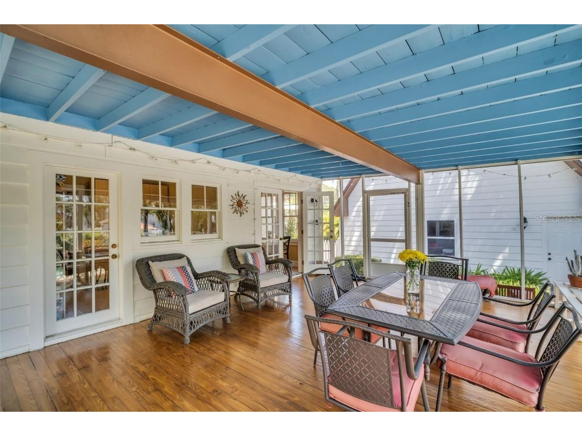 1226 Serpentine Drive S Saint Petersburg FL 33705 TB8441721 image23