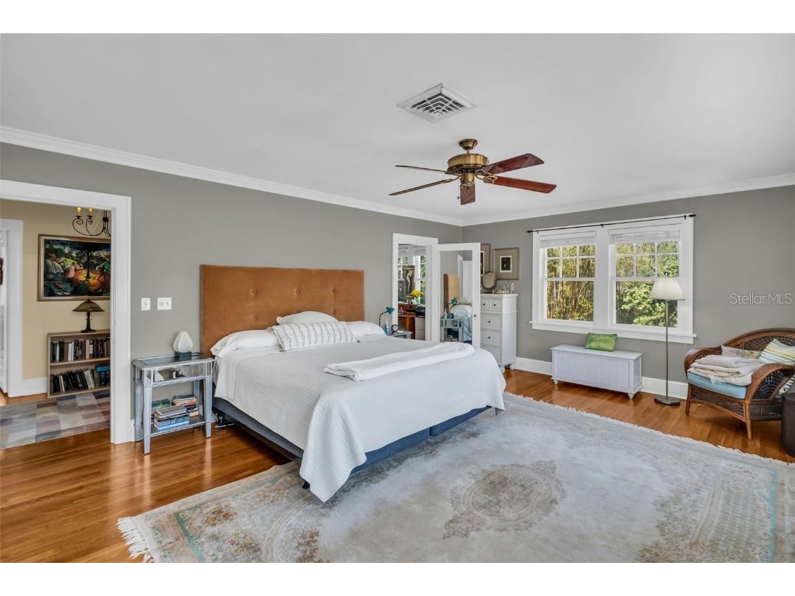 1226 Serpentine Drive S Saint Petersburg FL 33705 TB8441721 image27