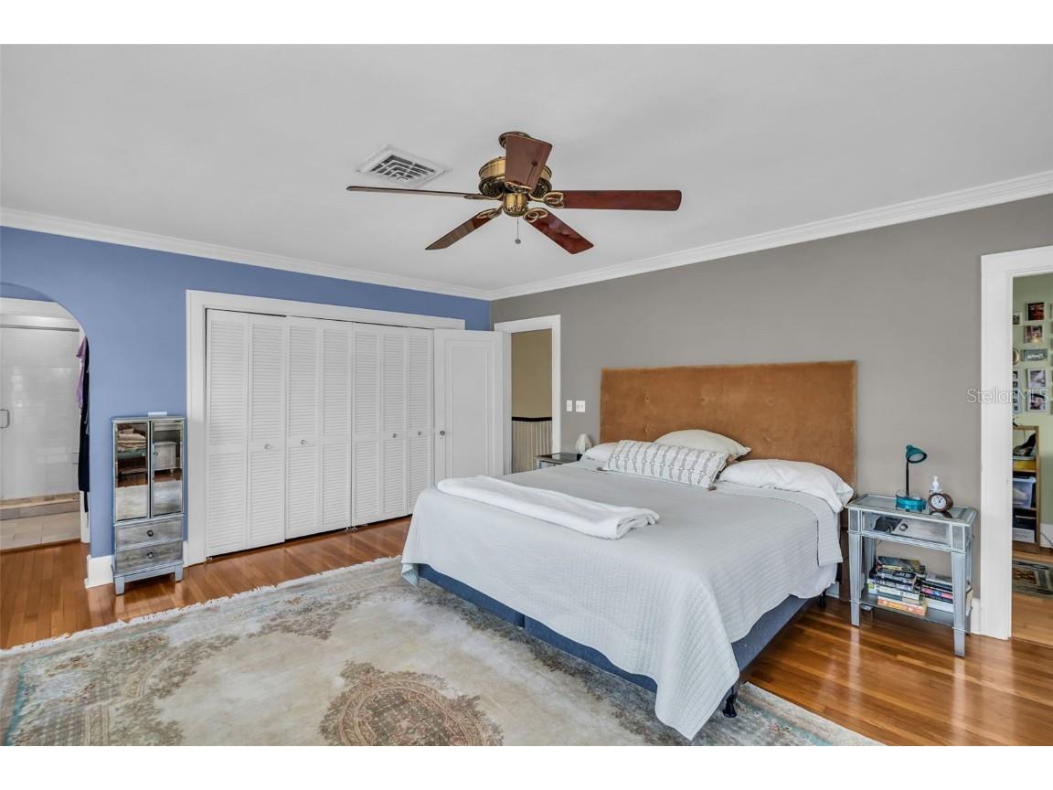 1226 Serpentine Drive S Saint Petersburg FL 33705 TB8441721 image28