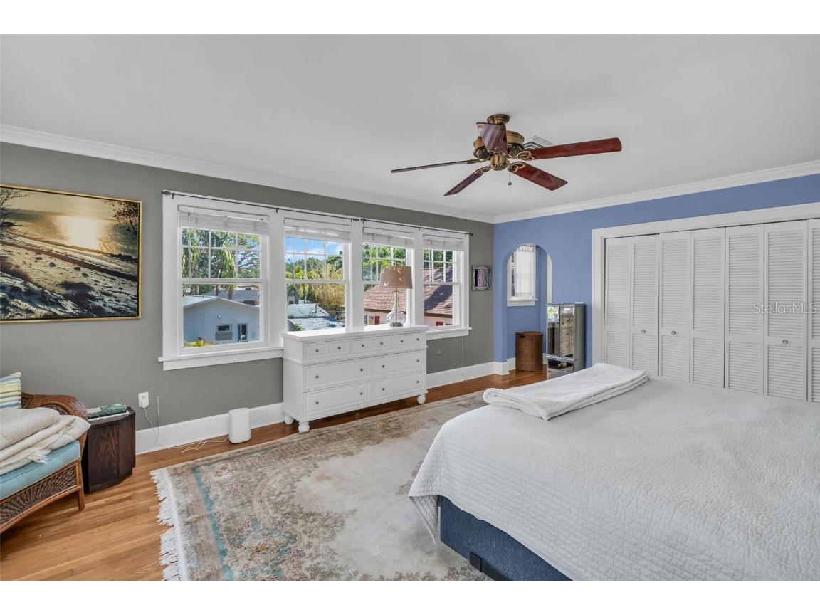 1226 Serpentine Drive S Saint Petersburg FL 33705 TB8441721 image29