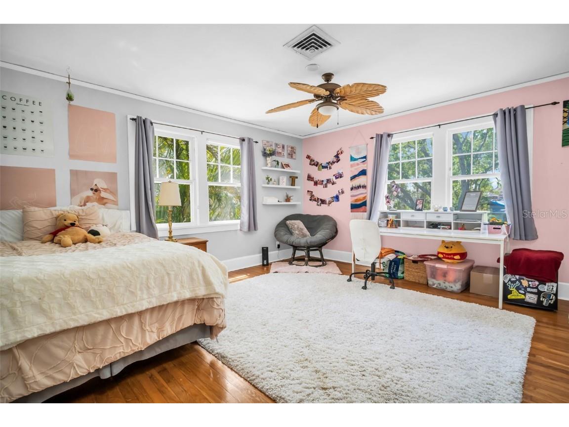 1226 Serpentine Drive S Saint Petersburg FL 33705 TB8441721 image35