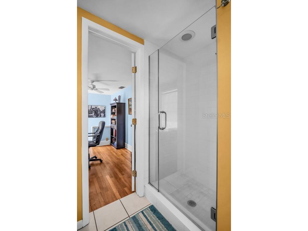 1226 Serpentine Drive S Saint Petersburg FL 33705 TB8441721 image42