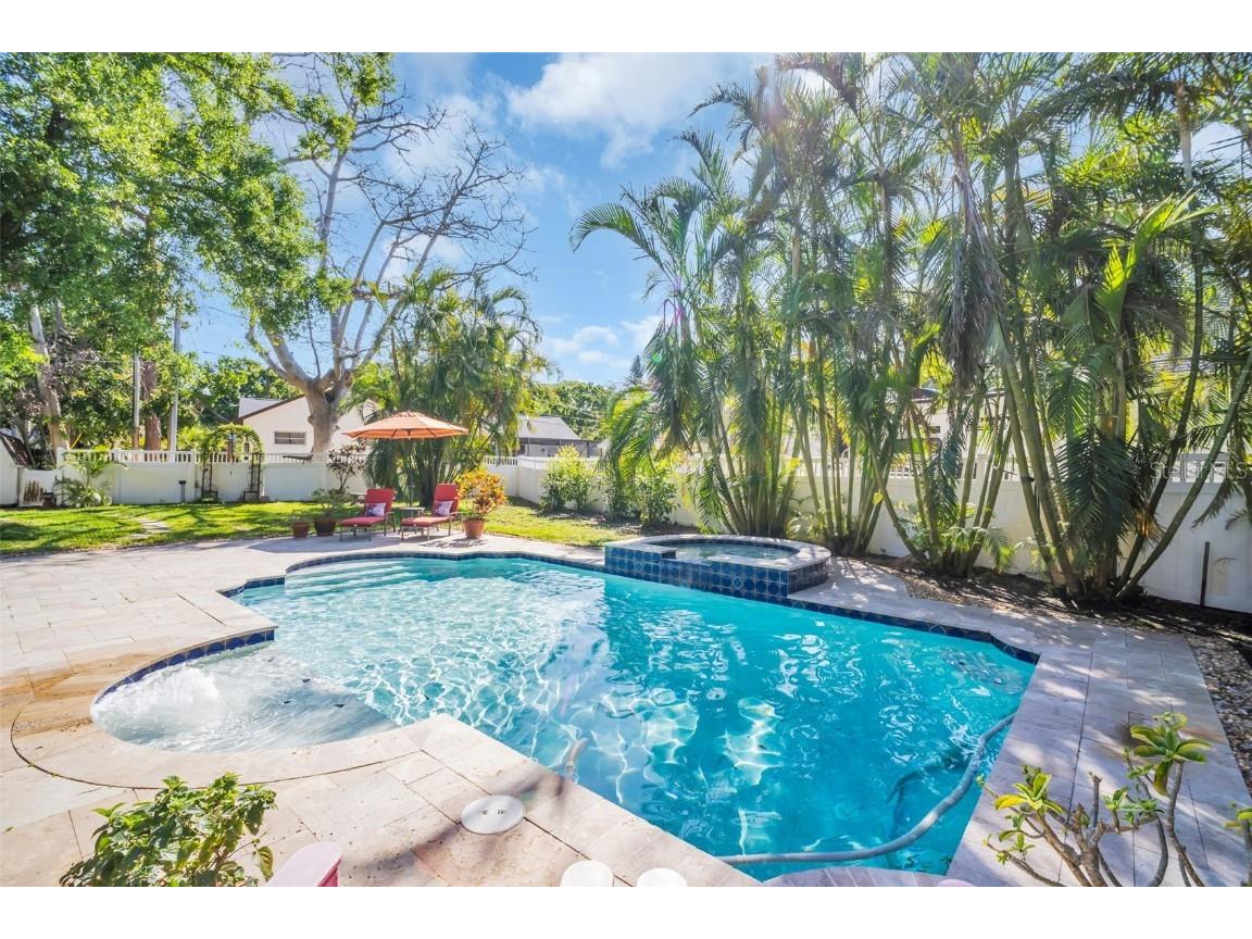 1226 Serpentine Drive S Saint Petersburg FL 33705 TB8441721 image49