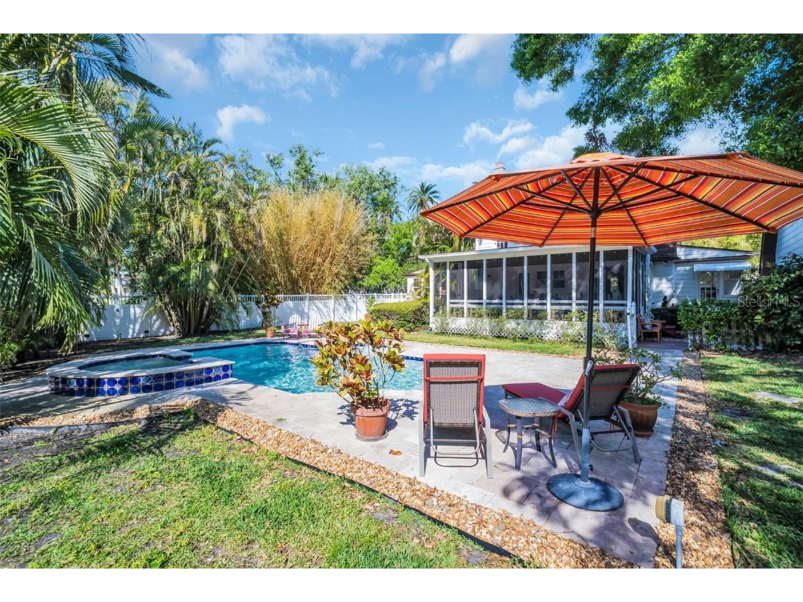 1226 Serpentine Drive S Saint Petersburg FL 33705 TB8441721 image50