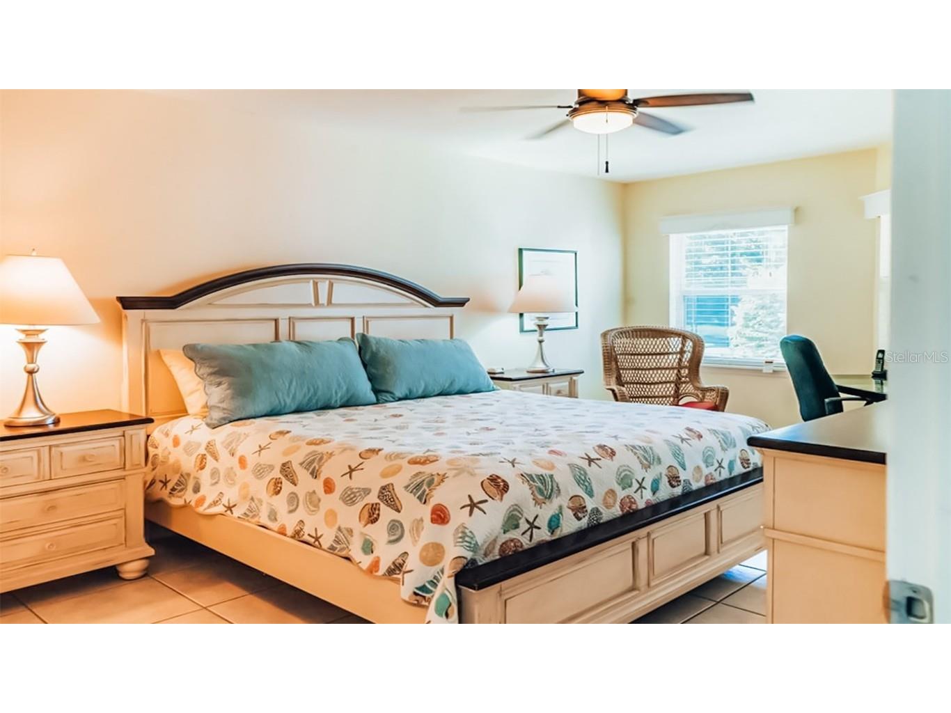 1226 Siesta Bayside Drive #1226-C Sarasota FL 34242 A4588734 image10