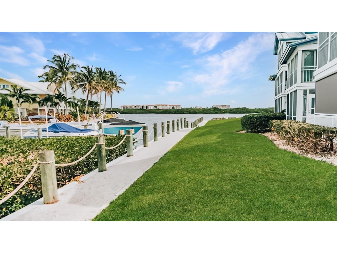 1226 Siesta Bayside Drive #1226-C Sarasota FL 34242 A4588734 image22