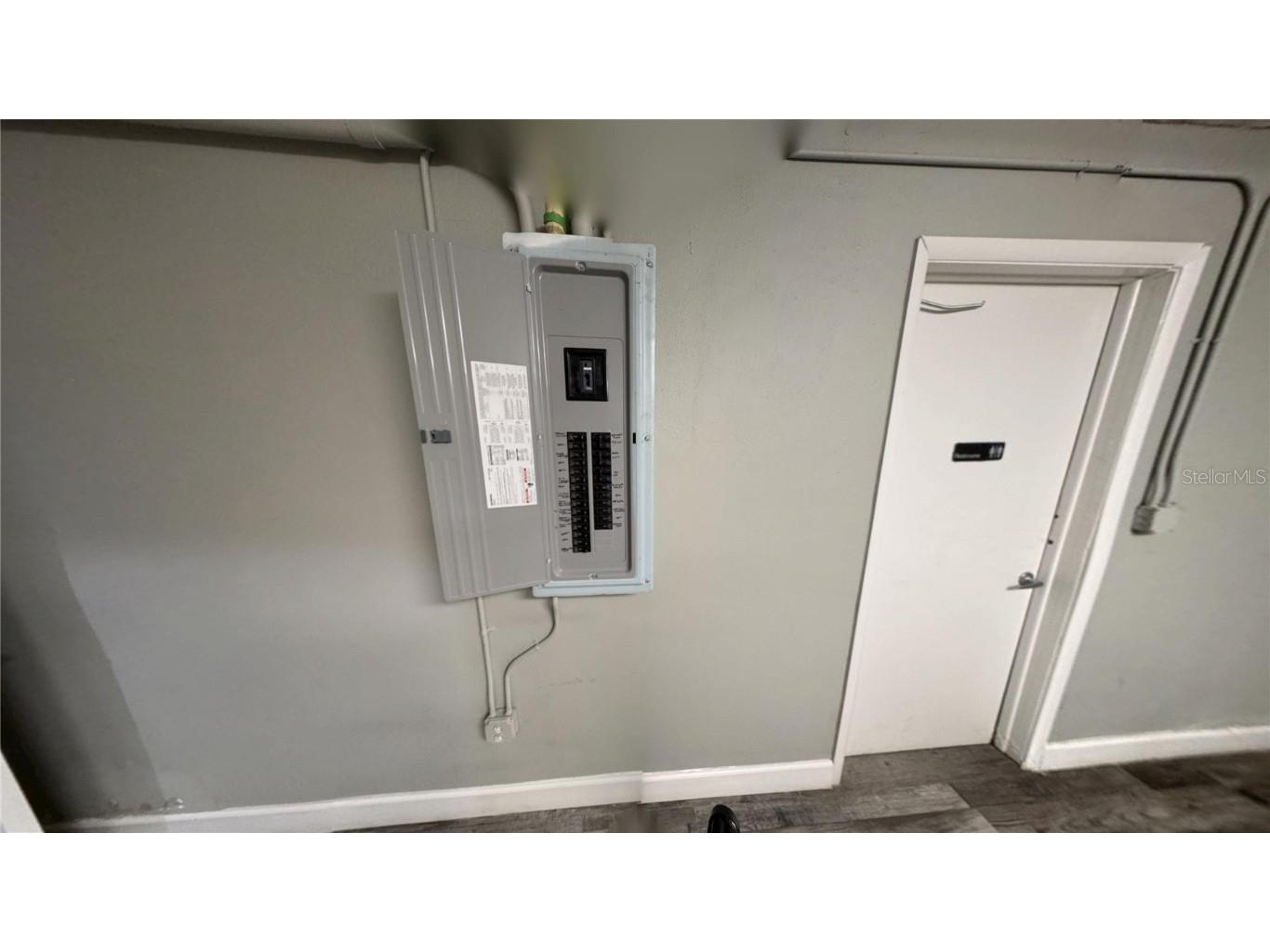 1226 W University Avenue Gainesville FL 32601 GC532690 image9