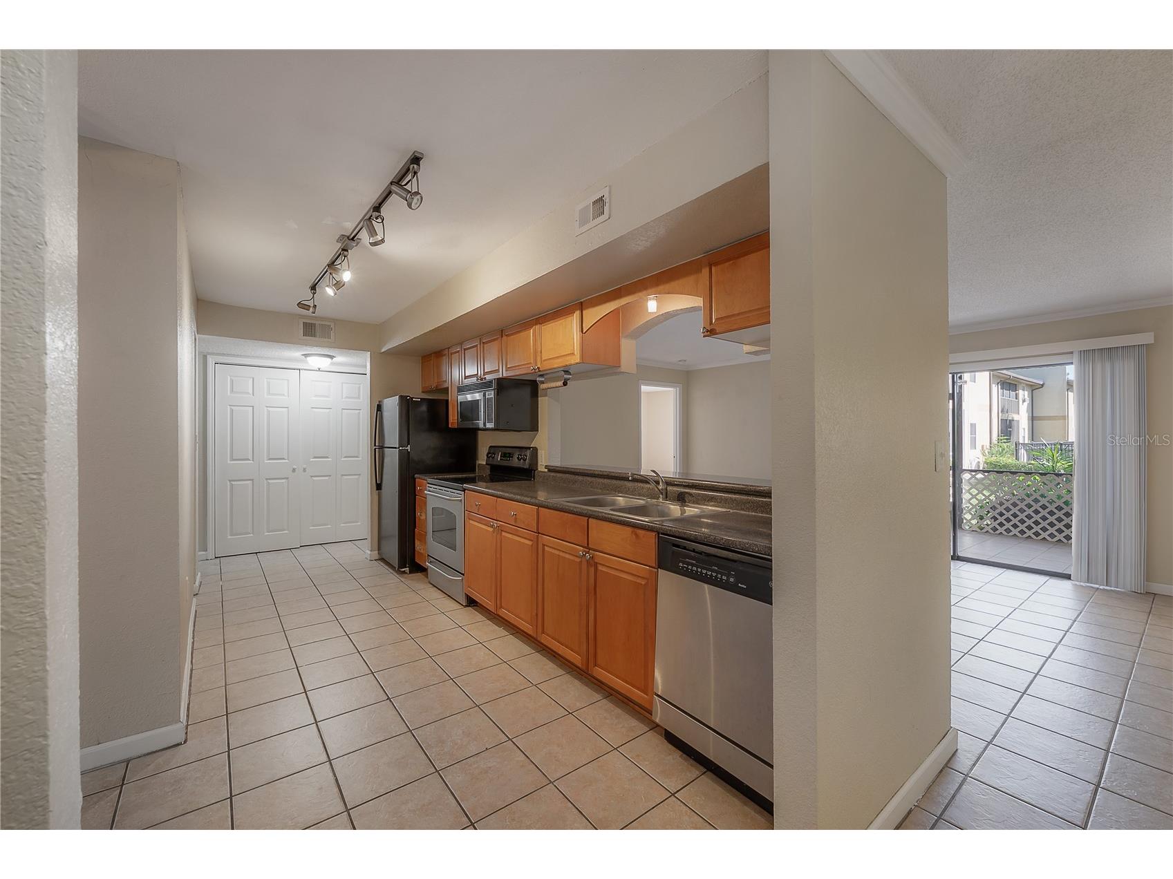 12261 Sailwinds Drive #103 Largo FL 33773 TB8429118 image4