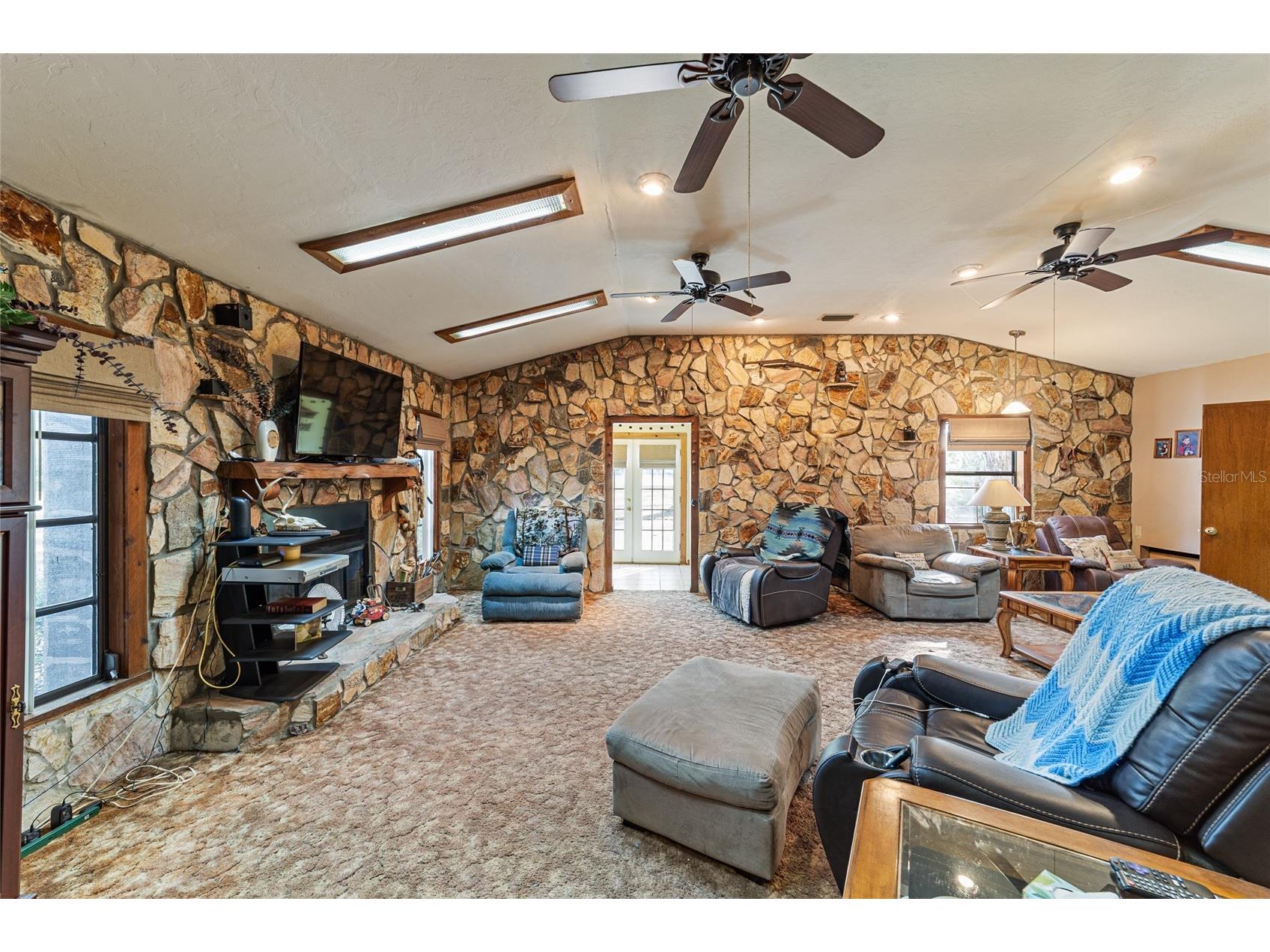 12265 SW Highway 484 Dunnellon FL 34432 OM716311 image5