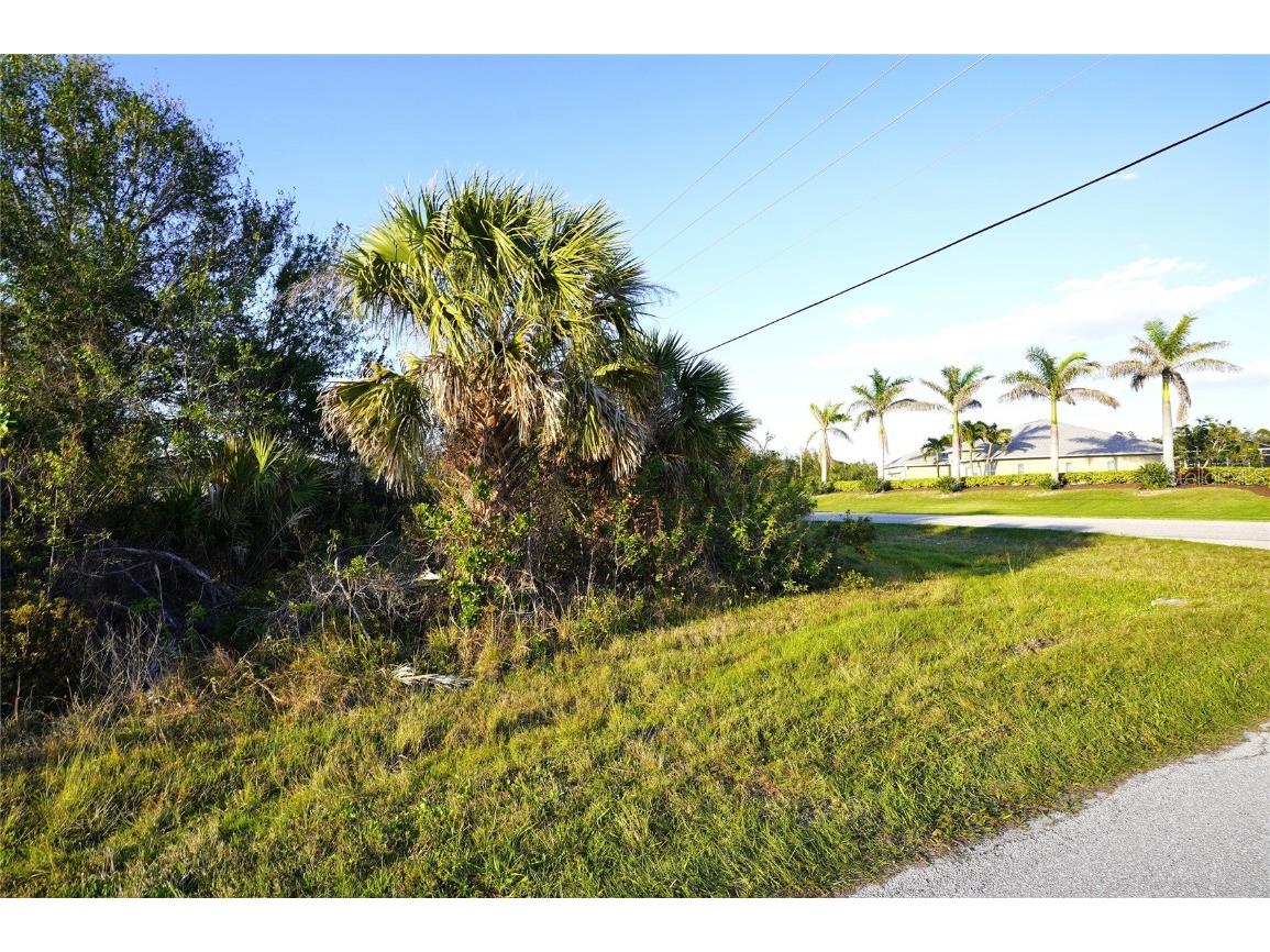 12266 Newgate Avenue Port Charlotte FL 33981 C7506253 image3